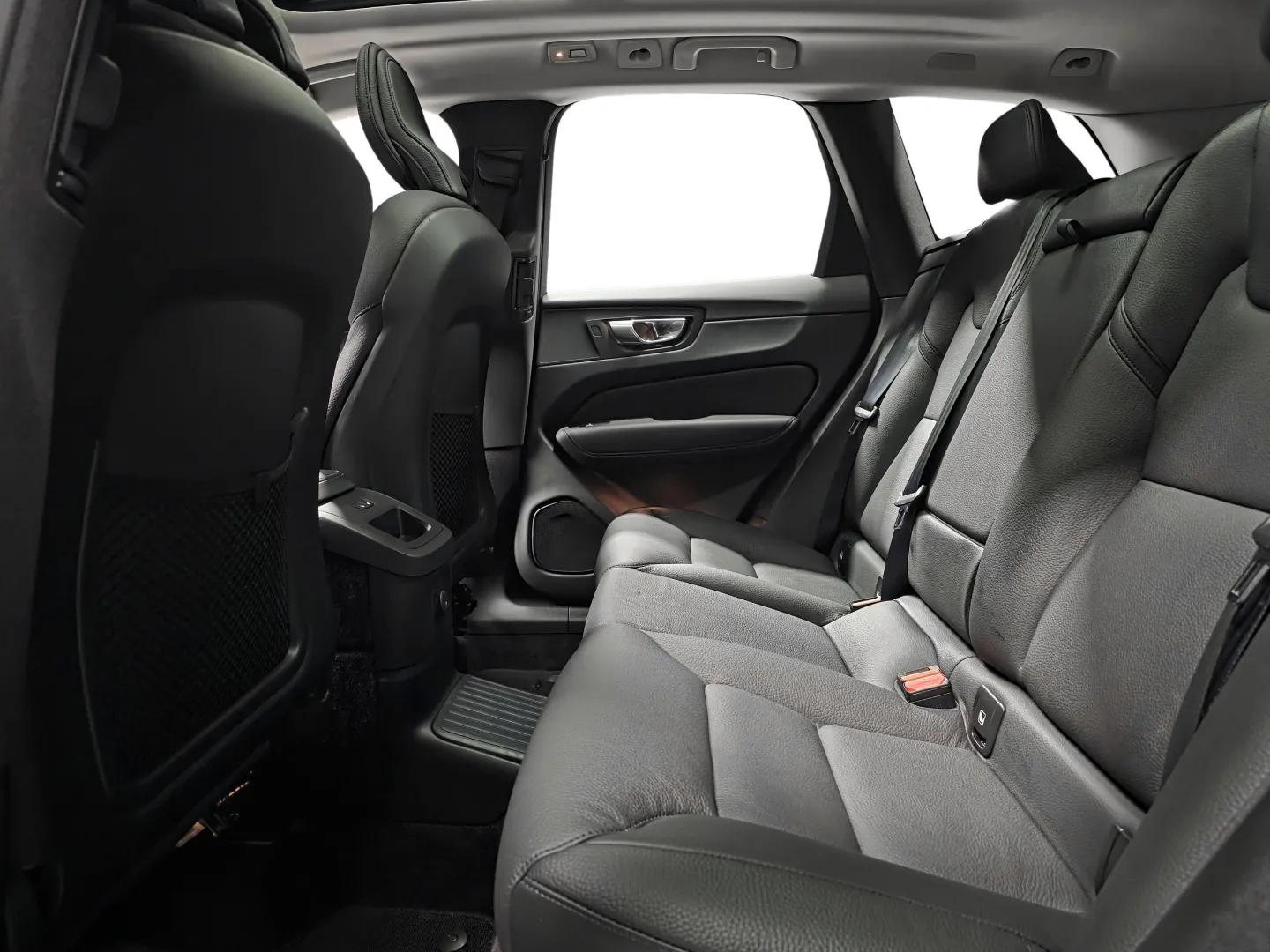 Autokuva 9 - FRI-110