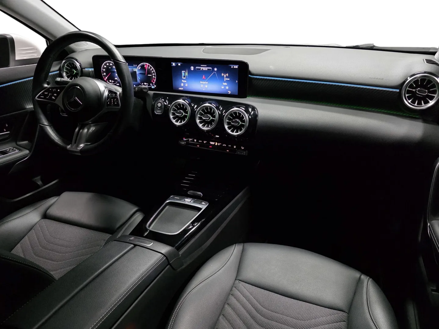 Autokuva 16 - FRJ-352