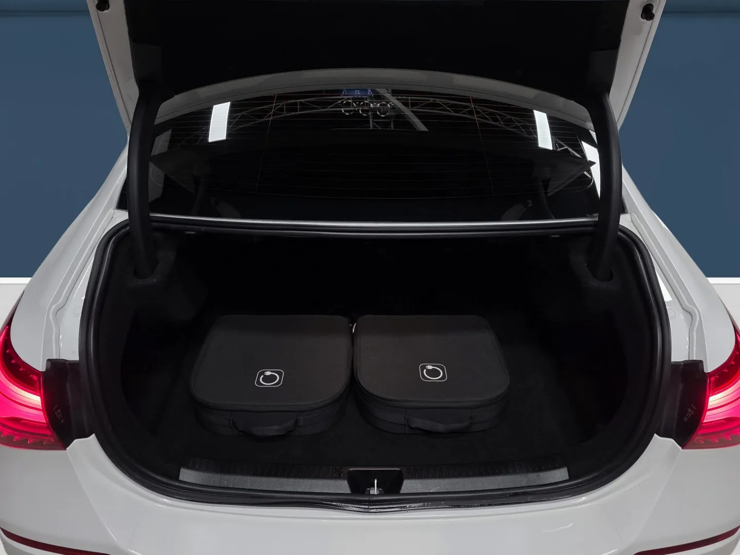 Autokuva 11 - FRJ-352