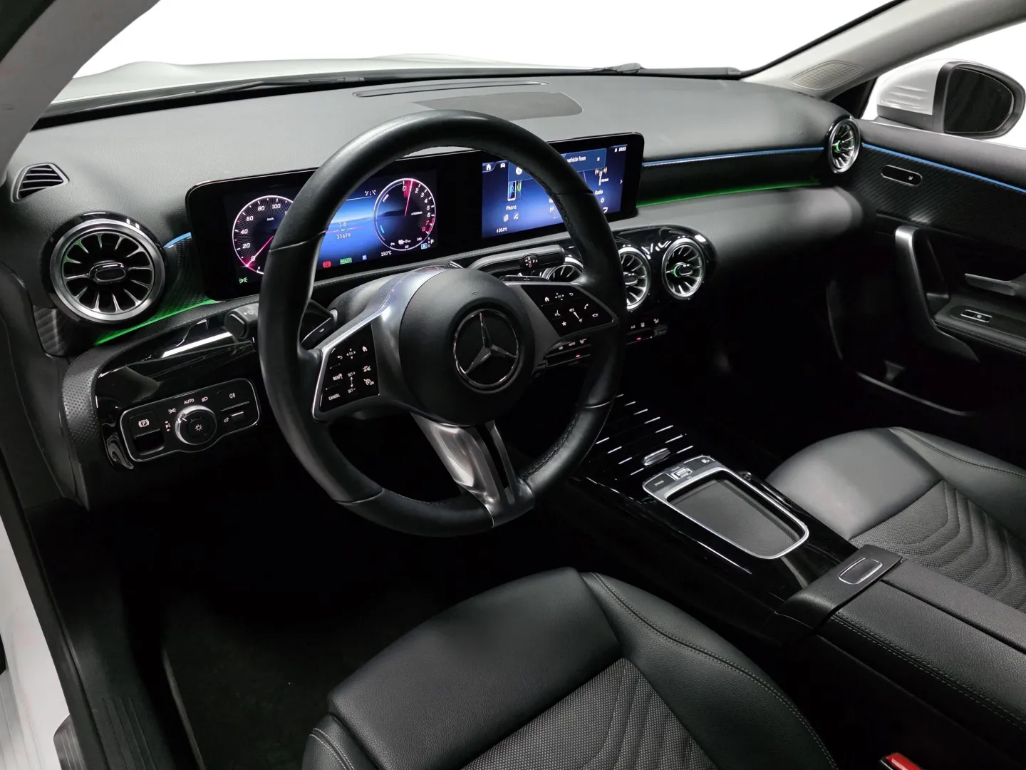 Autokuva 8 - FRJ-352