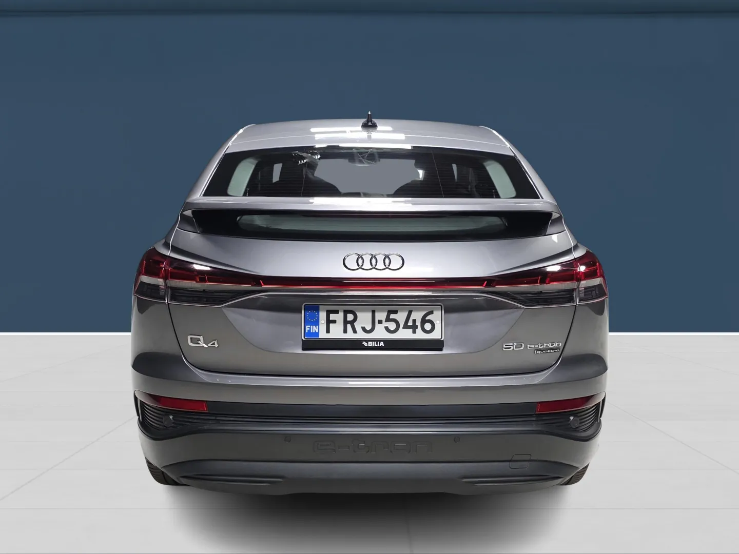 Autokuva 5 - FRJ-546