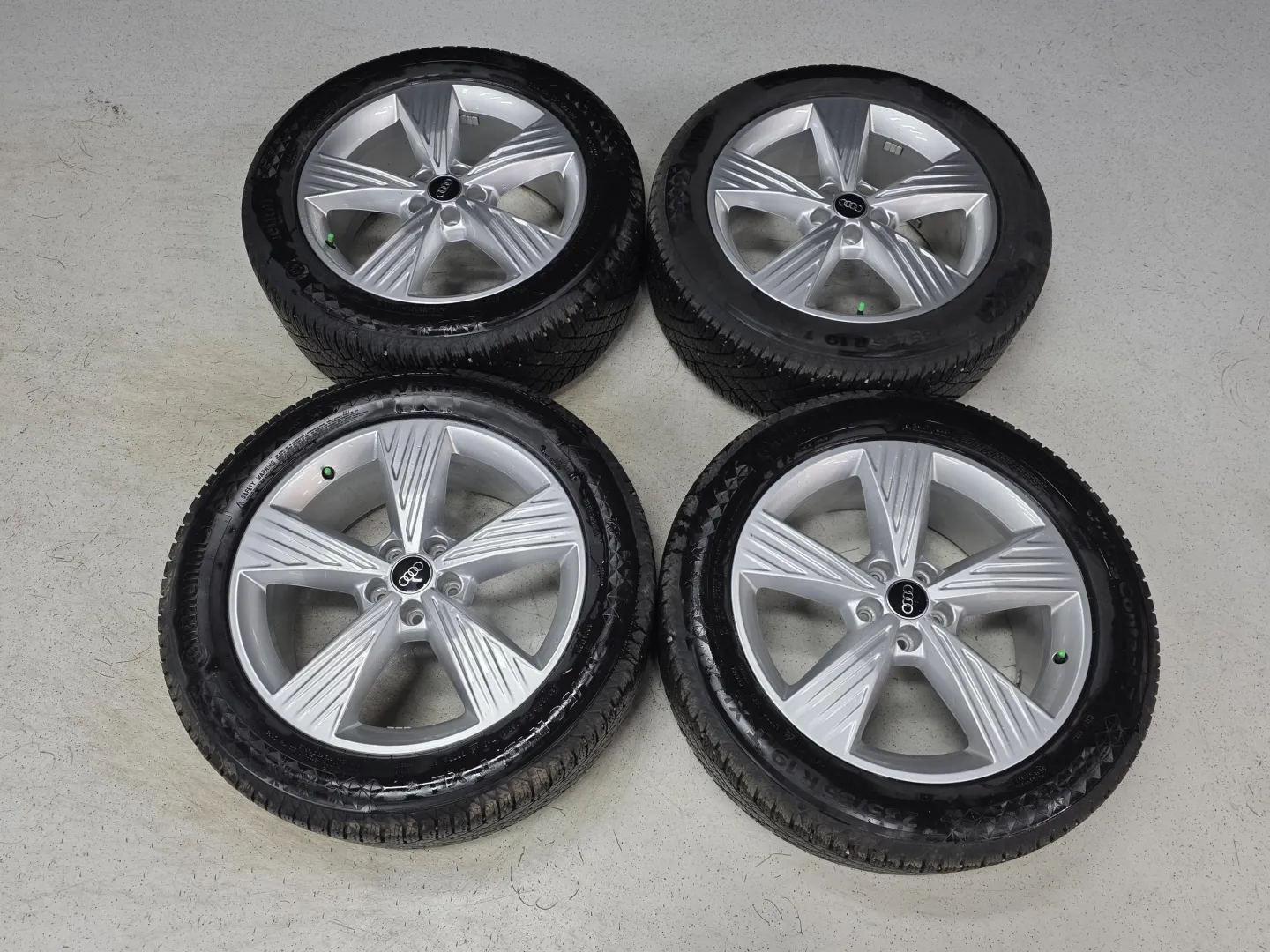 Autokuva 14 - FRJ-546