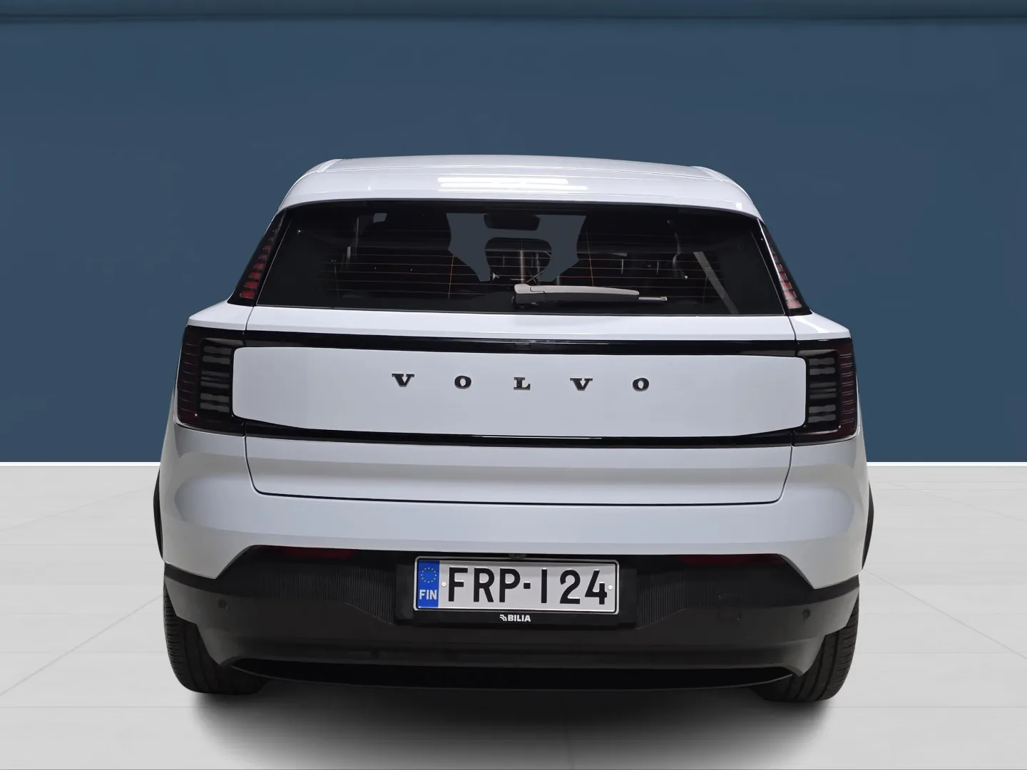 Autokuva 5 - FRP-124