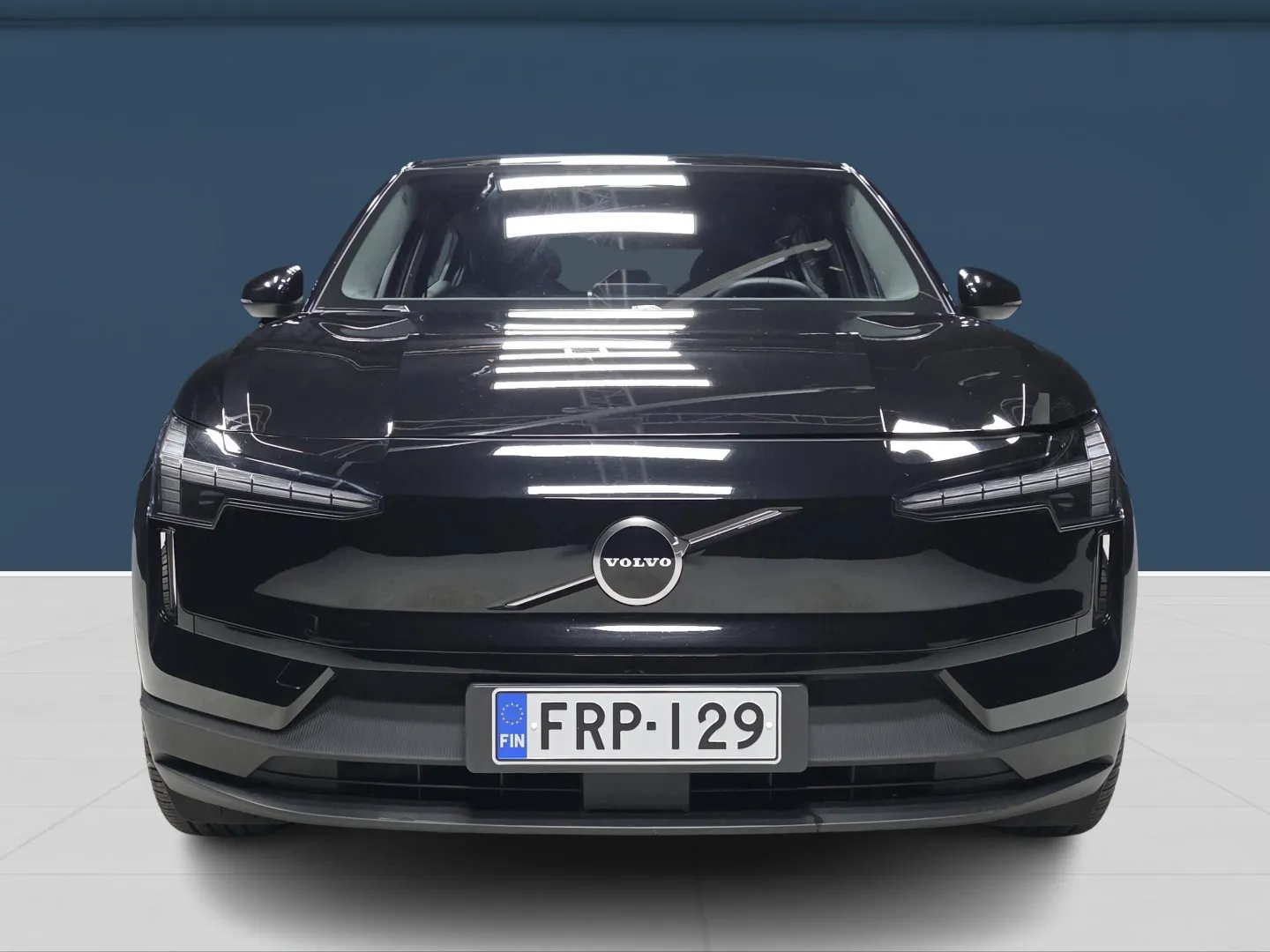 Autokuva 2 - FRP-129