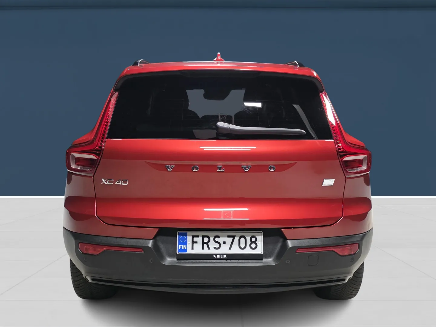 Autokuva 5 - FRS-708