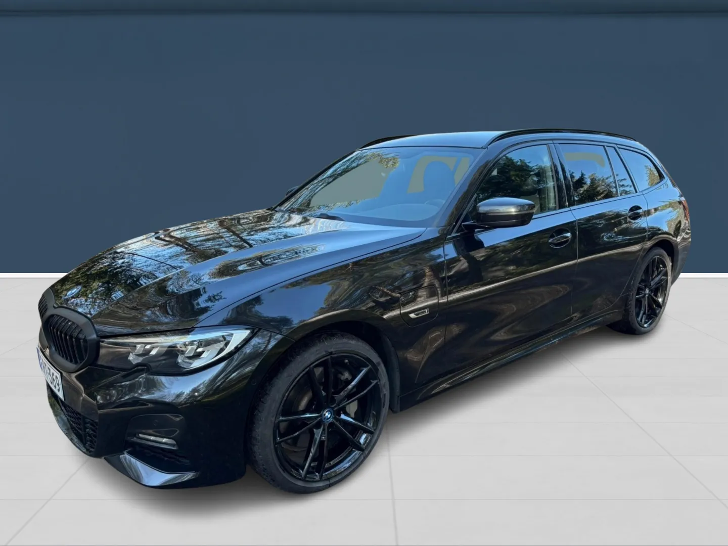Autokuva 2 - FRT-369