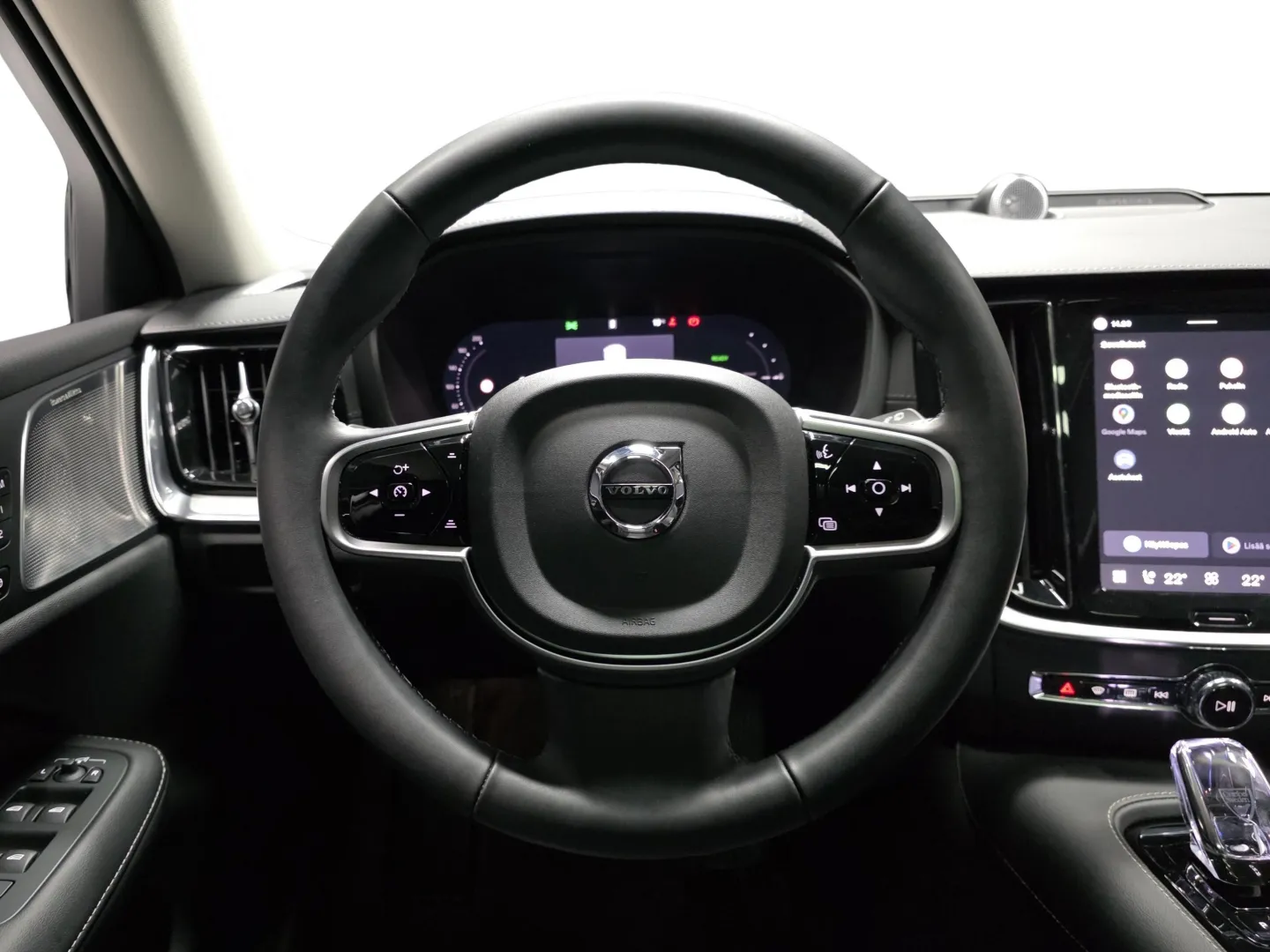 Autokuva 10 - FRY-104