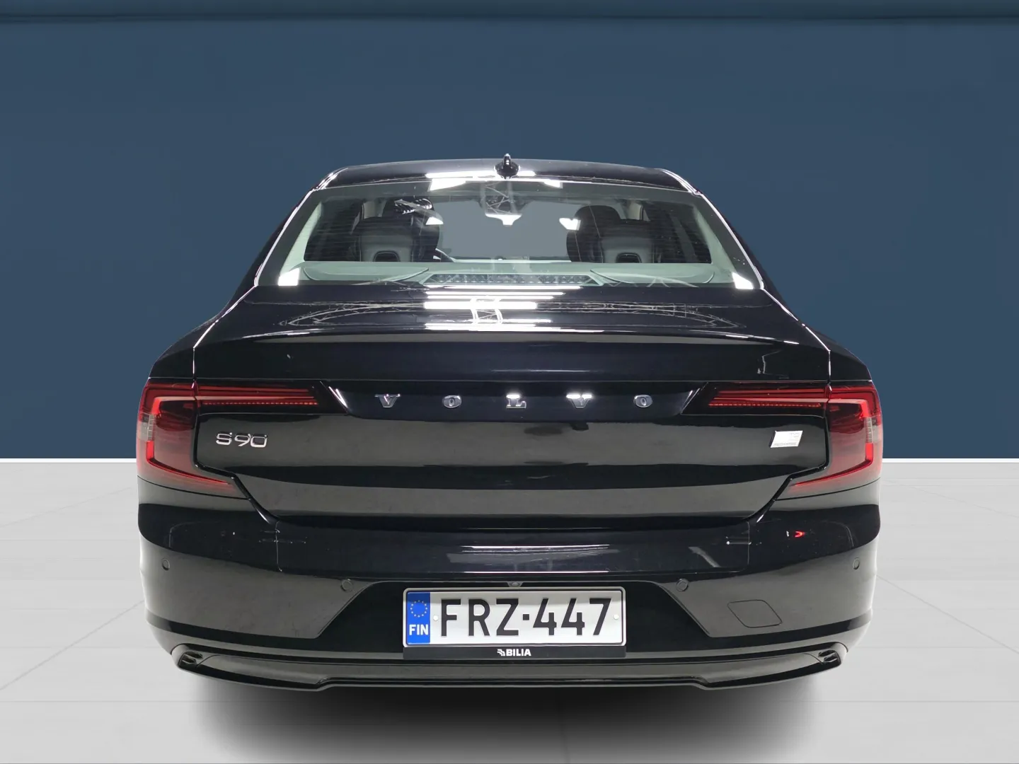 Autokuva 5 - FRZ-447