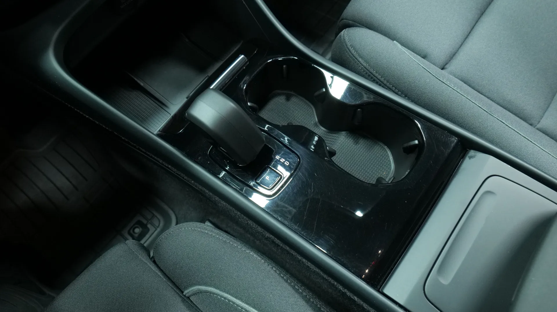 Autokuva 9 - FSB-284