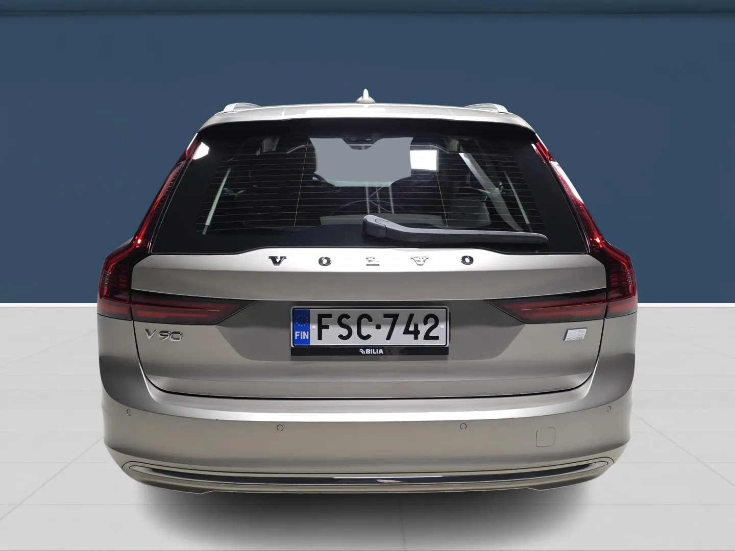 Autokuva 5 - FSC-742