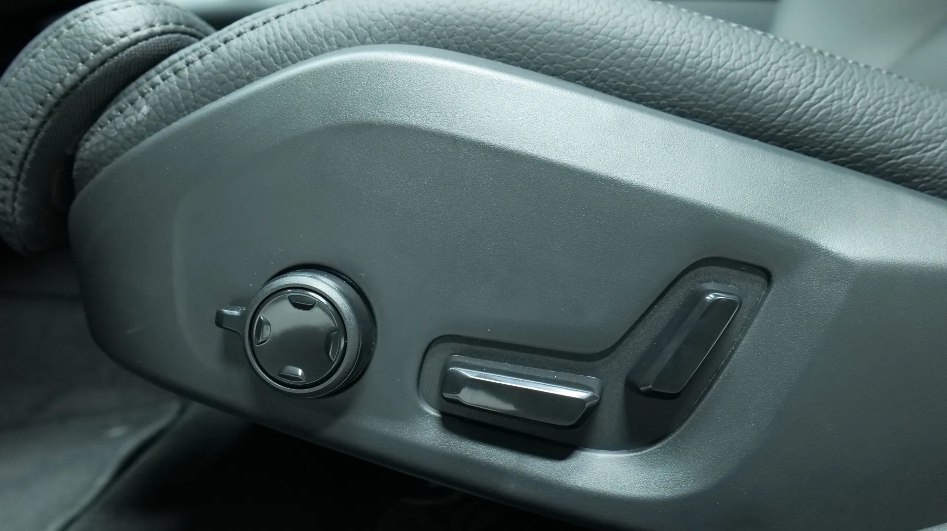 Autokuva 10 - FSF-431