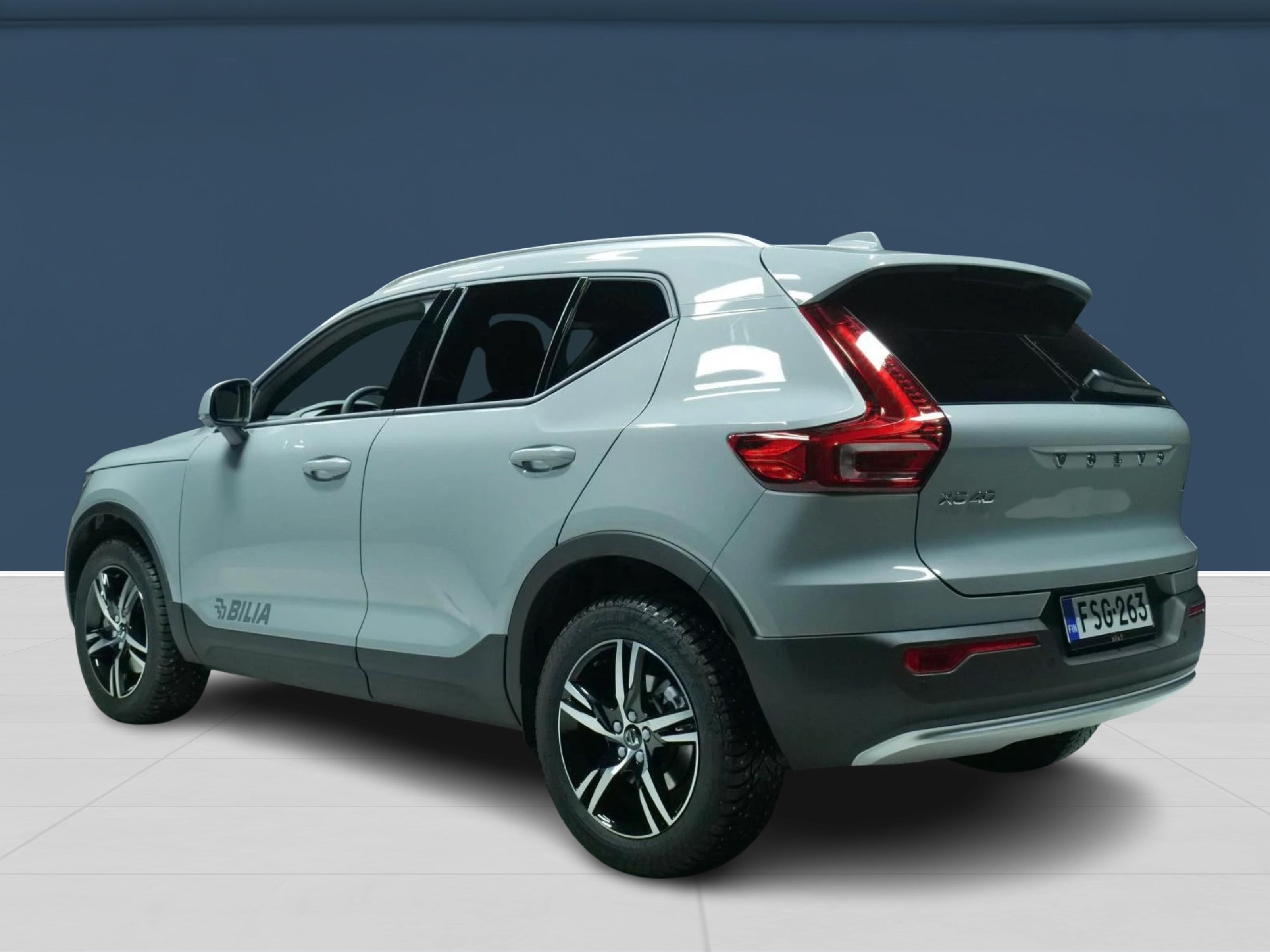Volvo XC40 B3 MHEV Edition DCT aut 2025, kuva 2/17