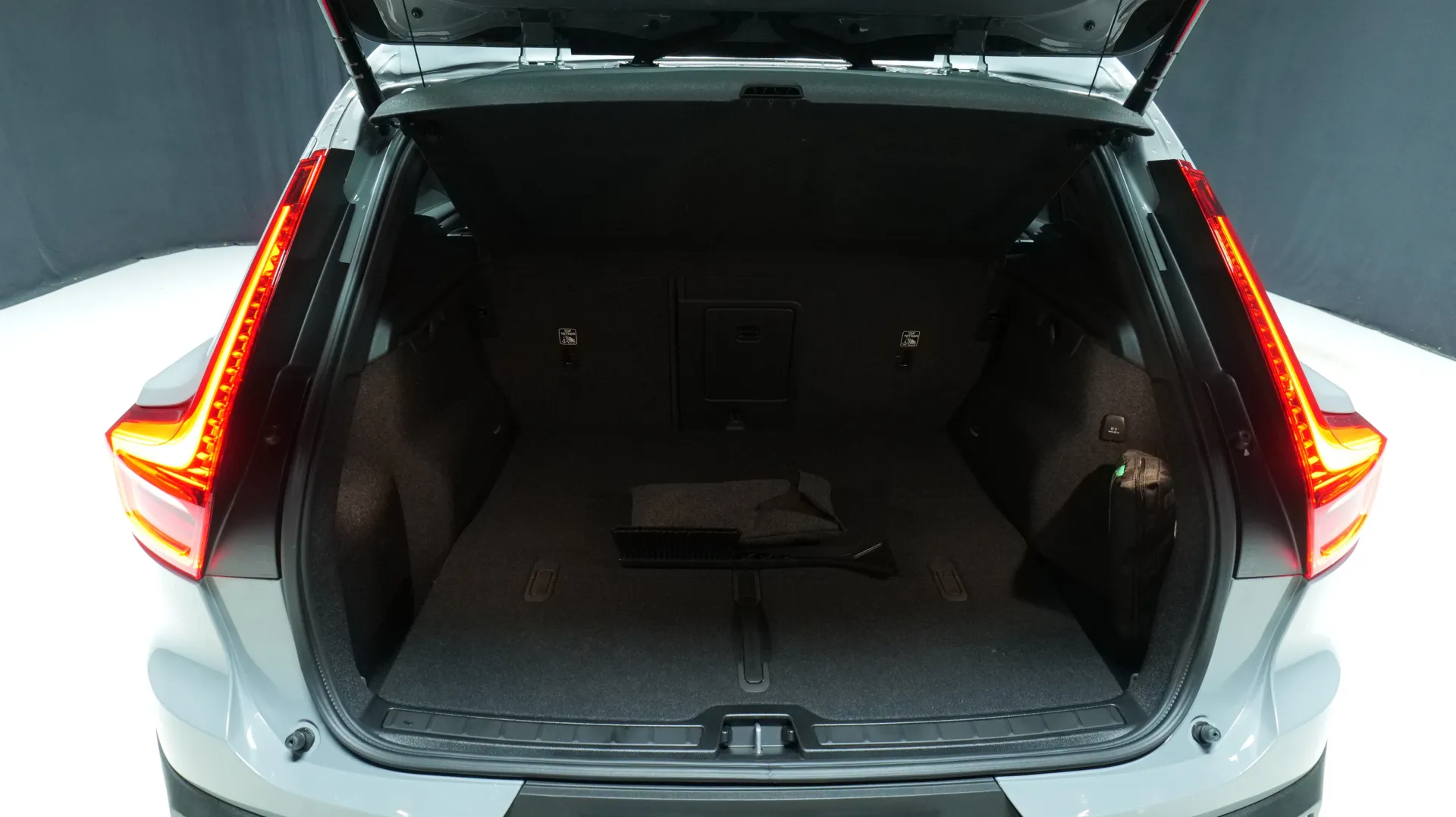 Autokuva 16 - FSG-263