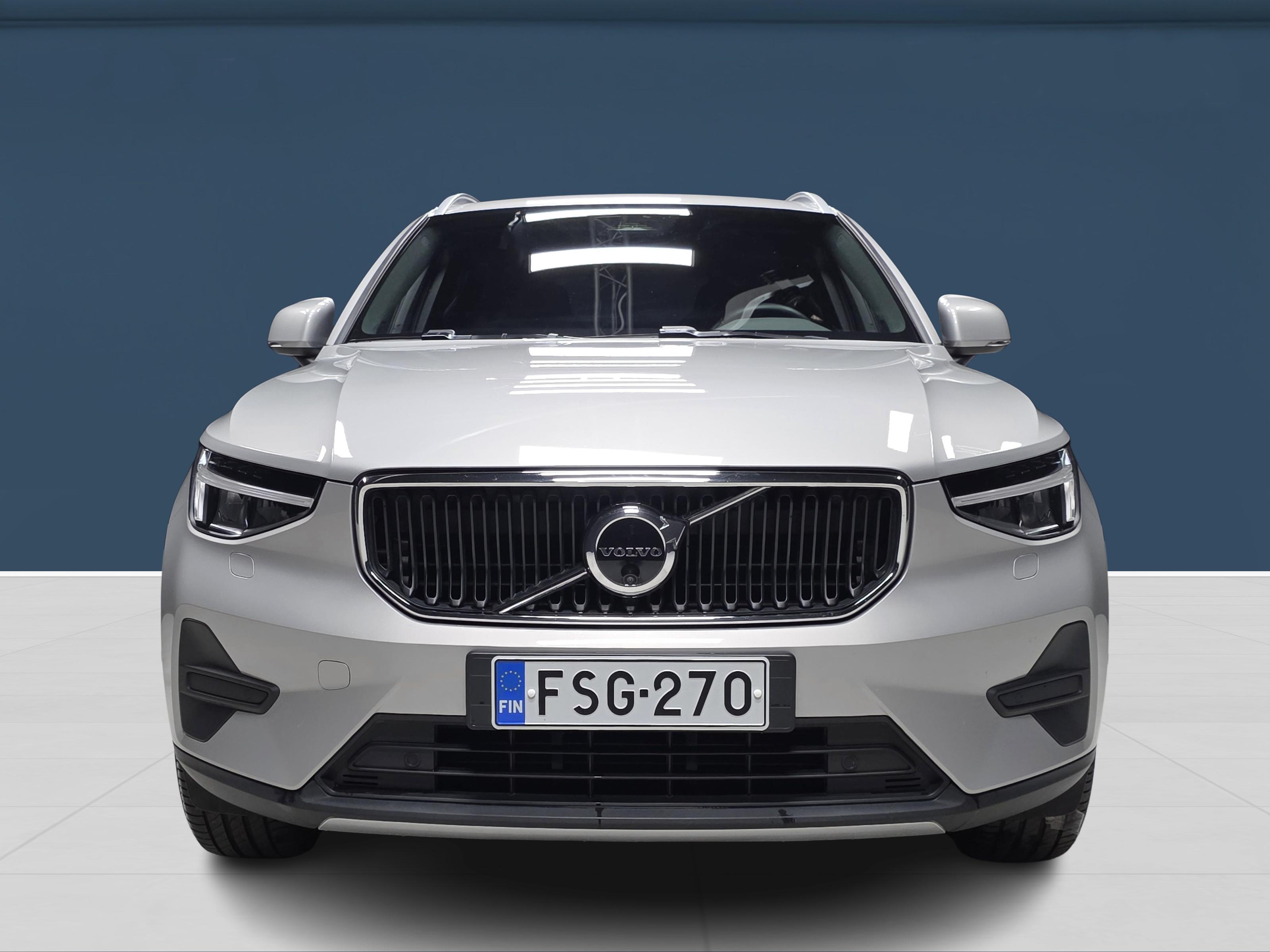 Volvo XC40 B3 MHEV Edition DCT aut 2025, kuva 2/17