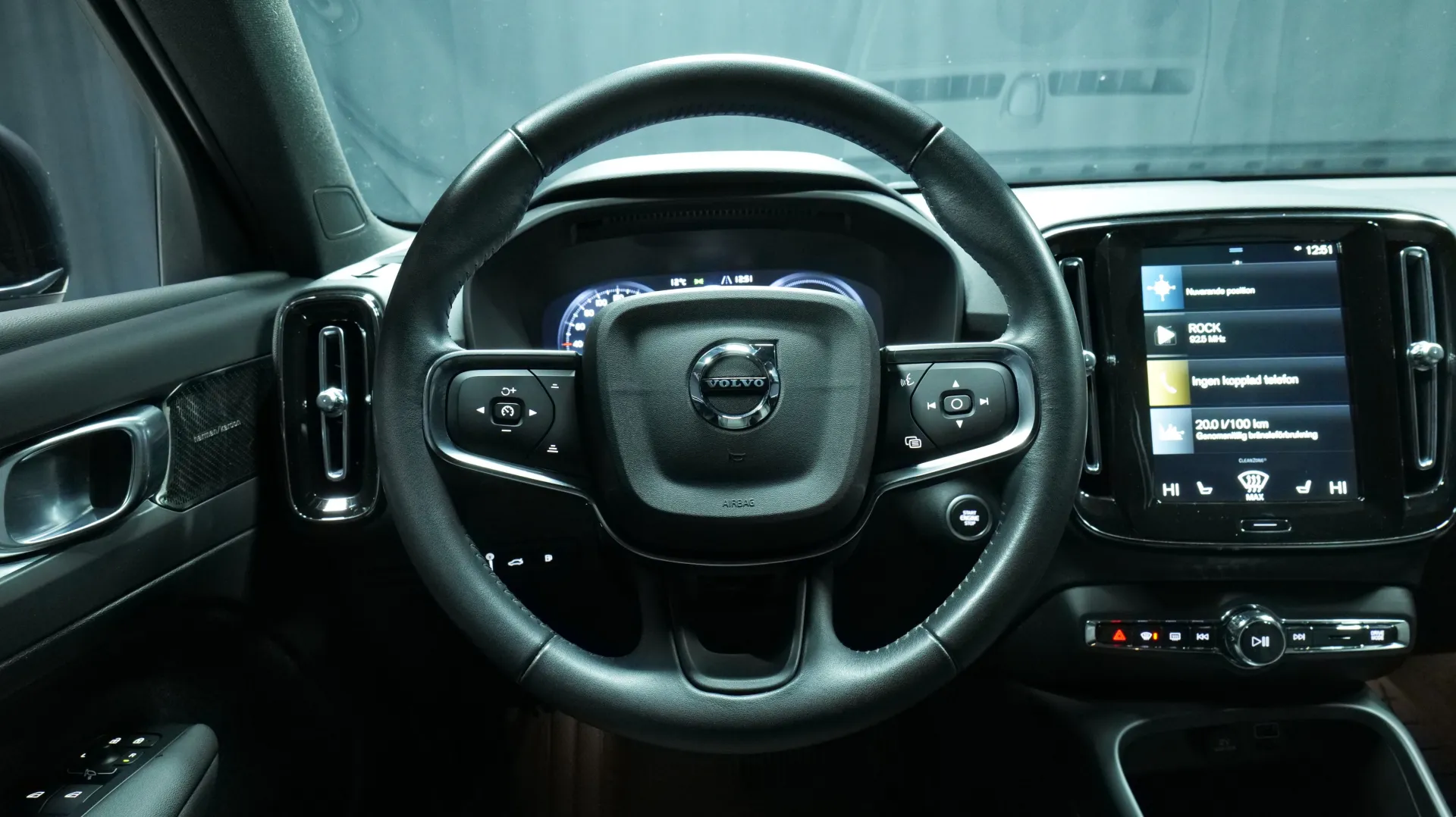 Autokuva 16 - FSH-491