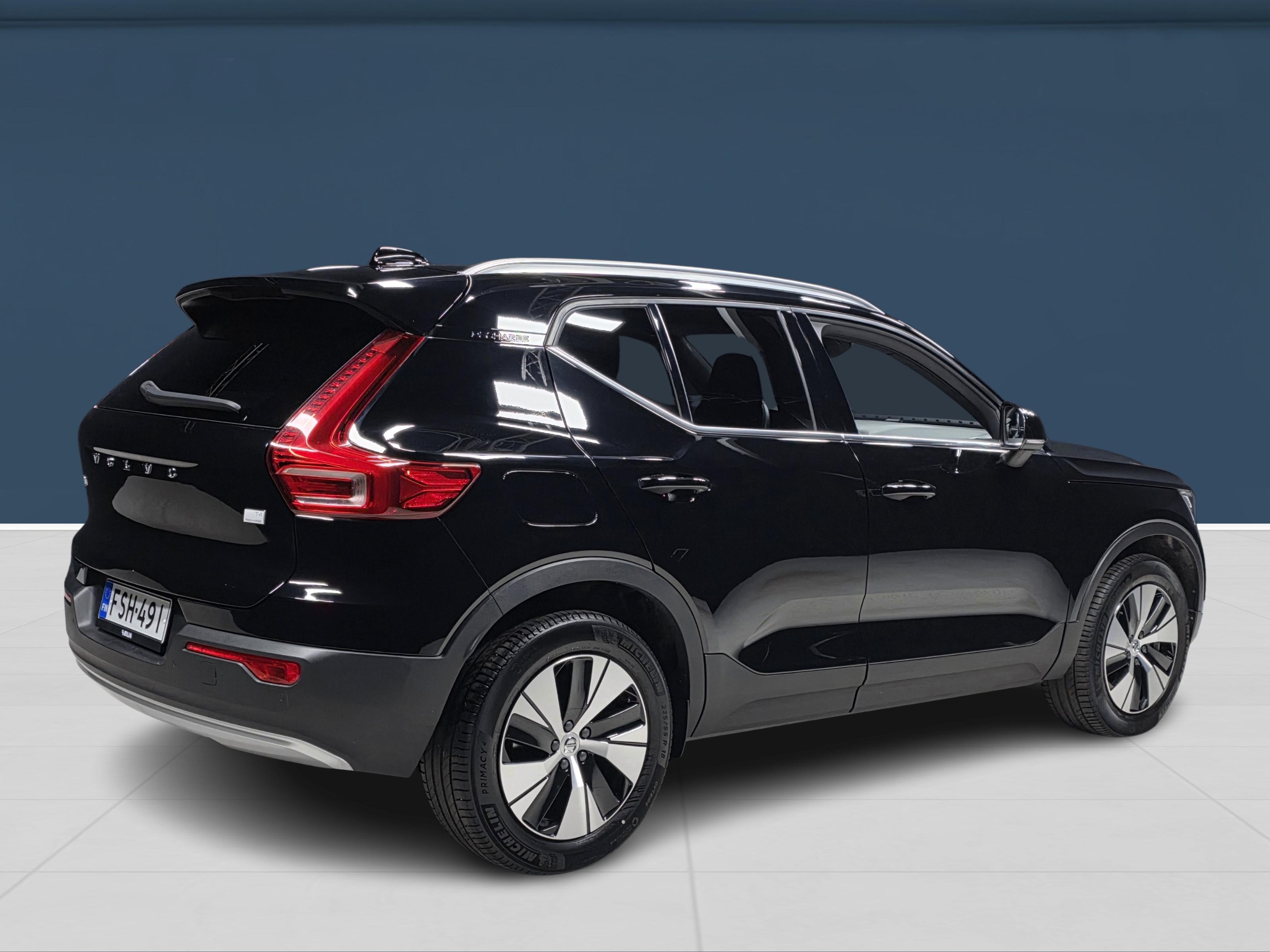 Volvo XC40 2021, kuva 4/18
