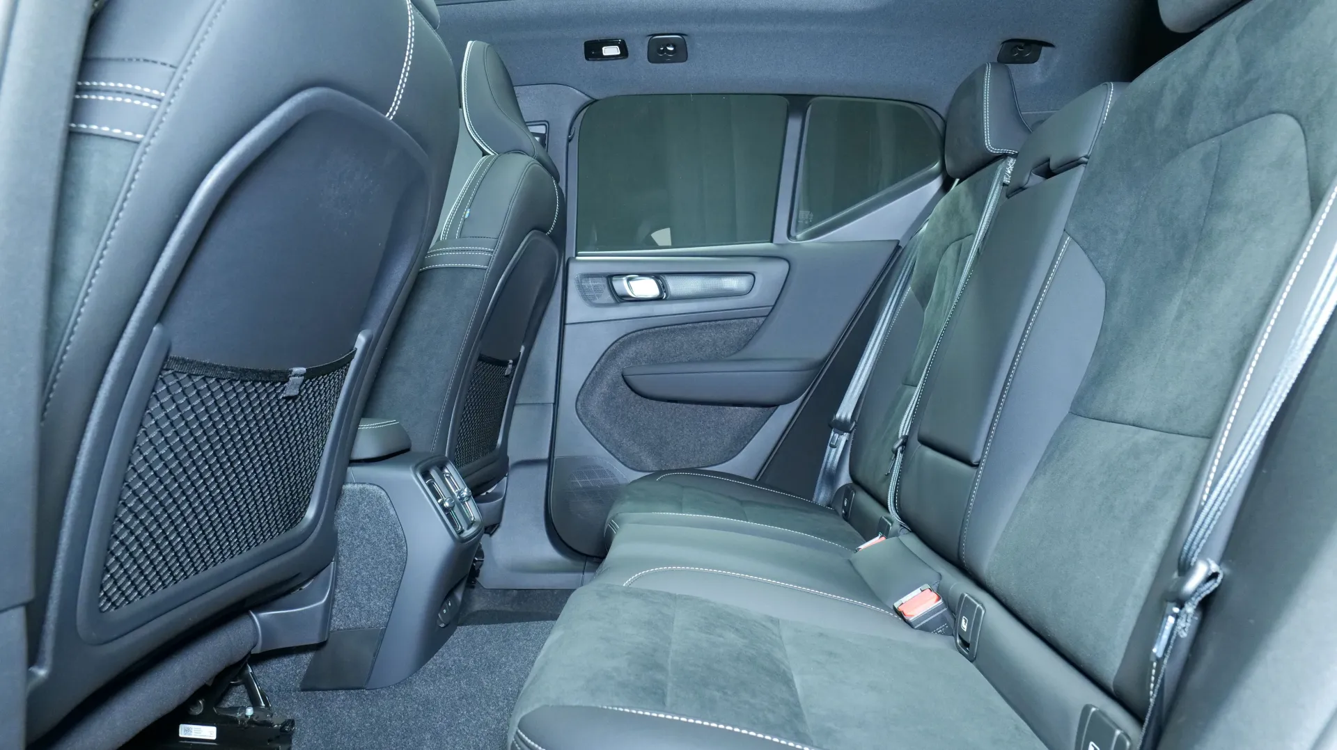 Autokuva 16 - FSK-159