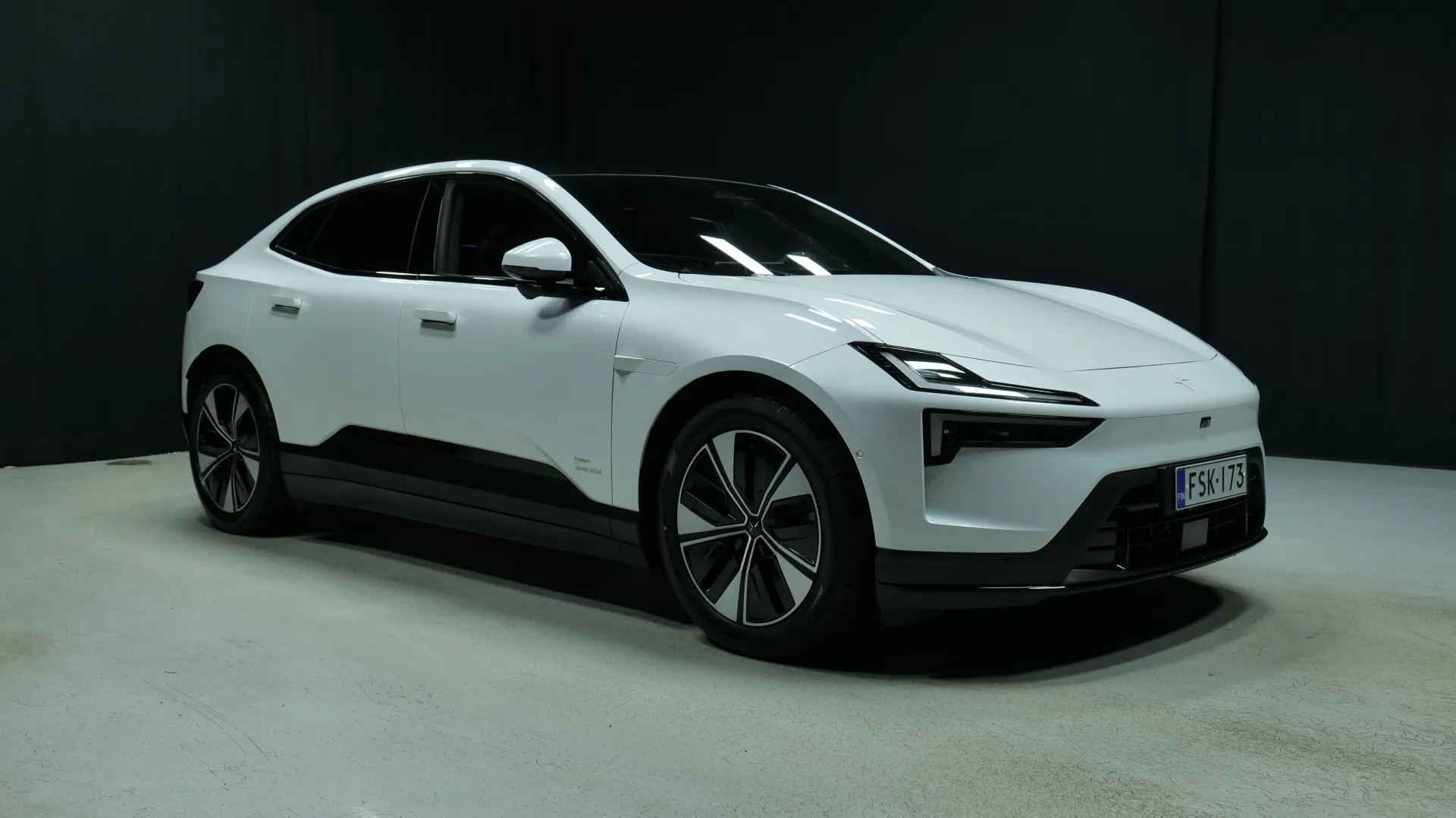 Autokuva 5 - FSK-173