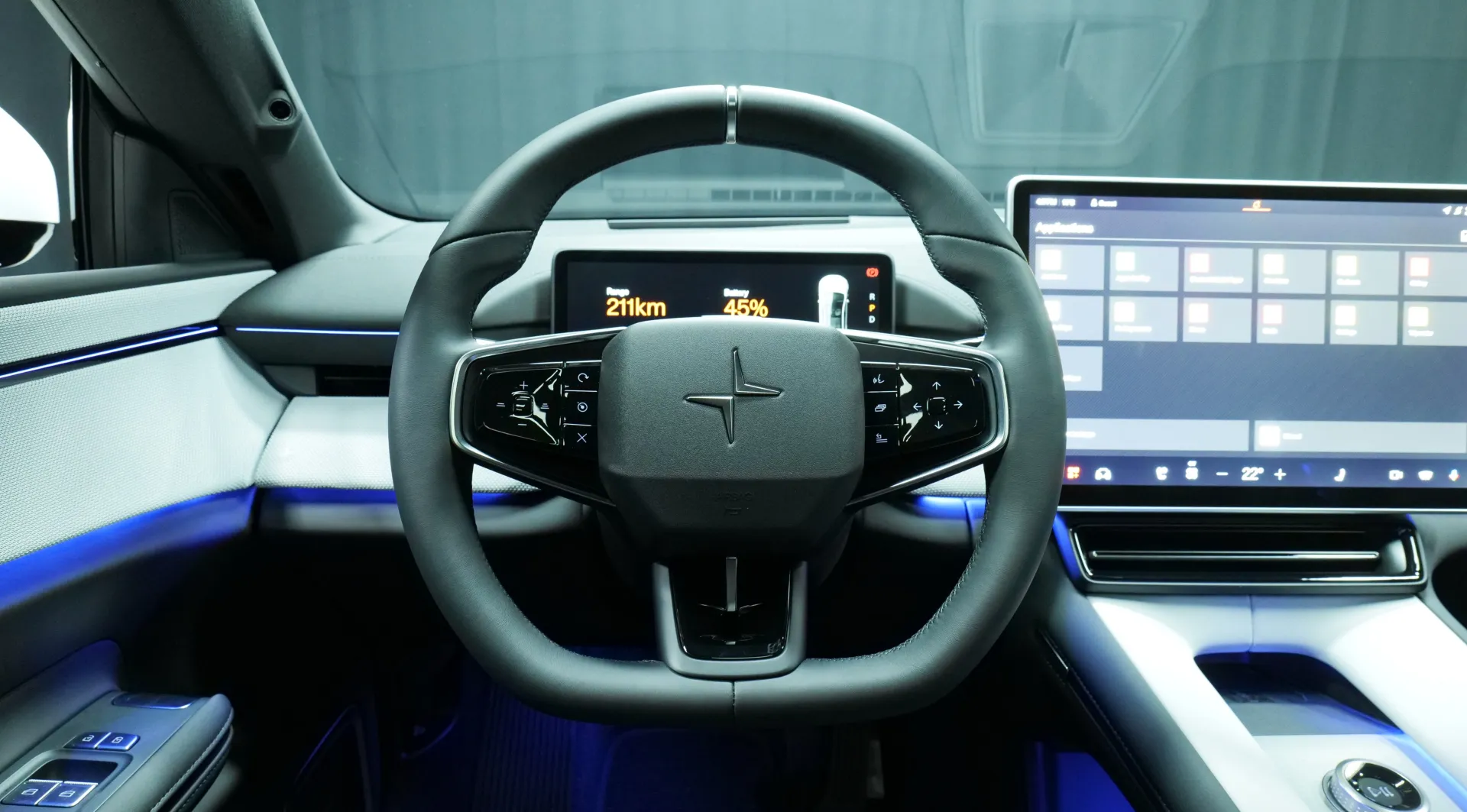 Autokuva 16 - FSK-173