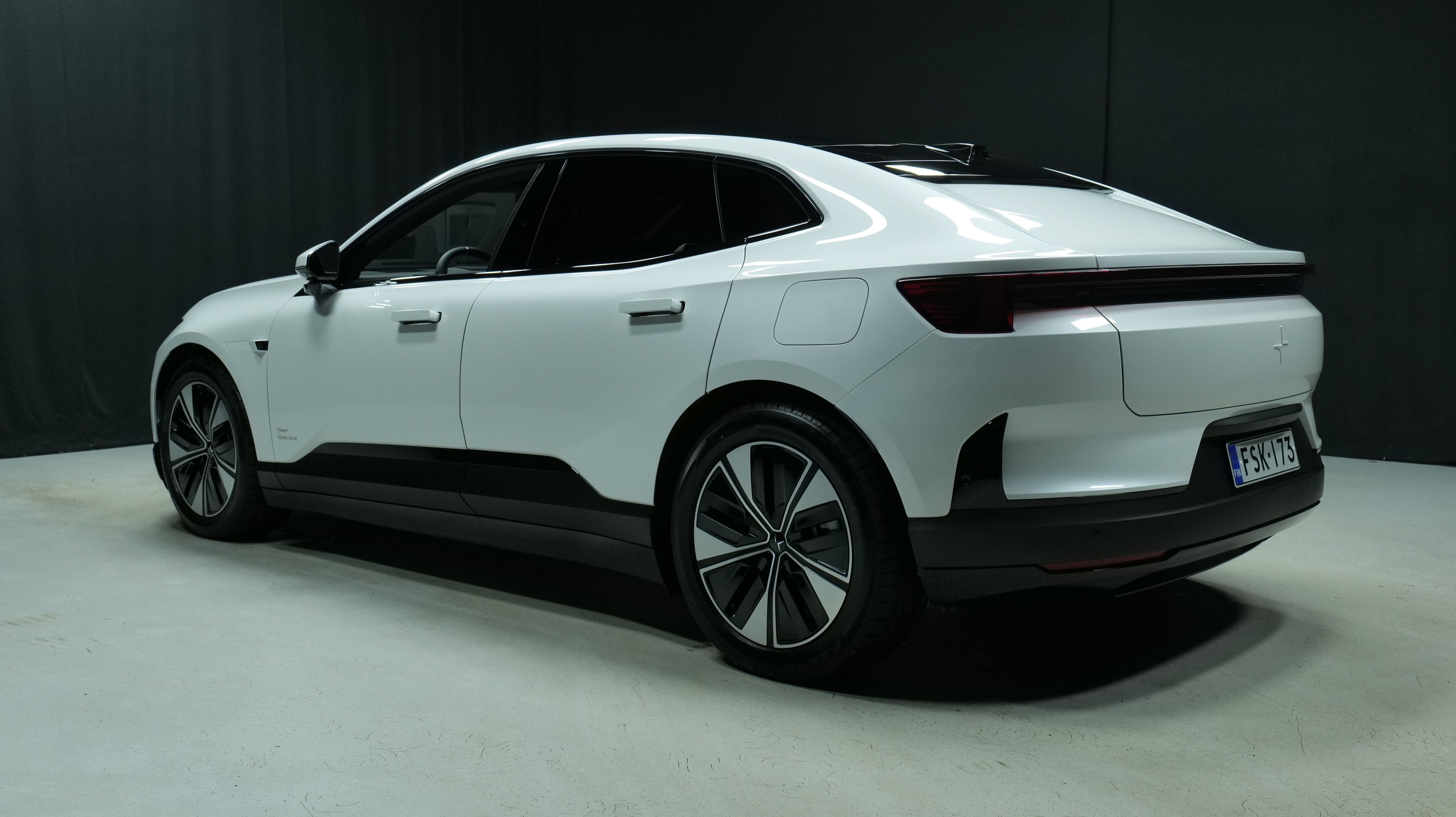 Polestar 4 Long Range Single motor Prime 2026, kuva 2/20