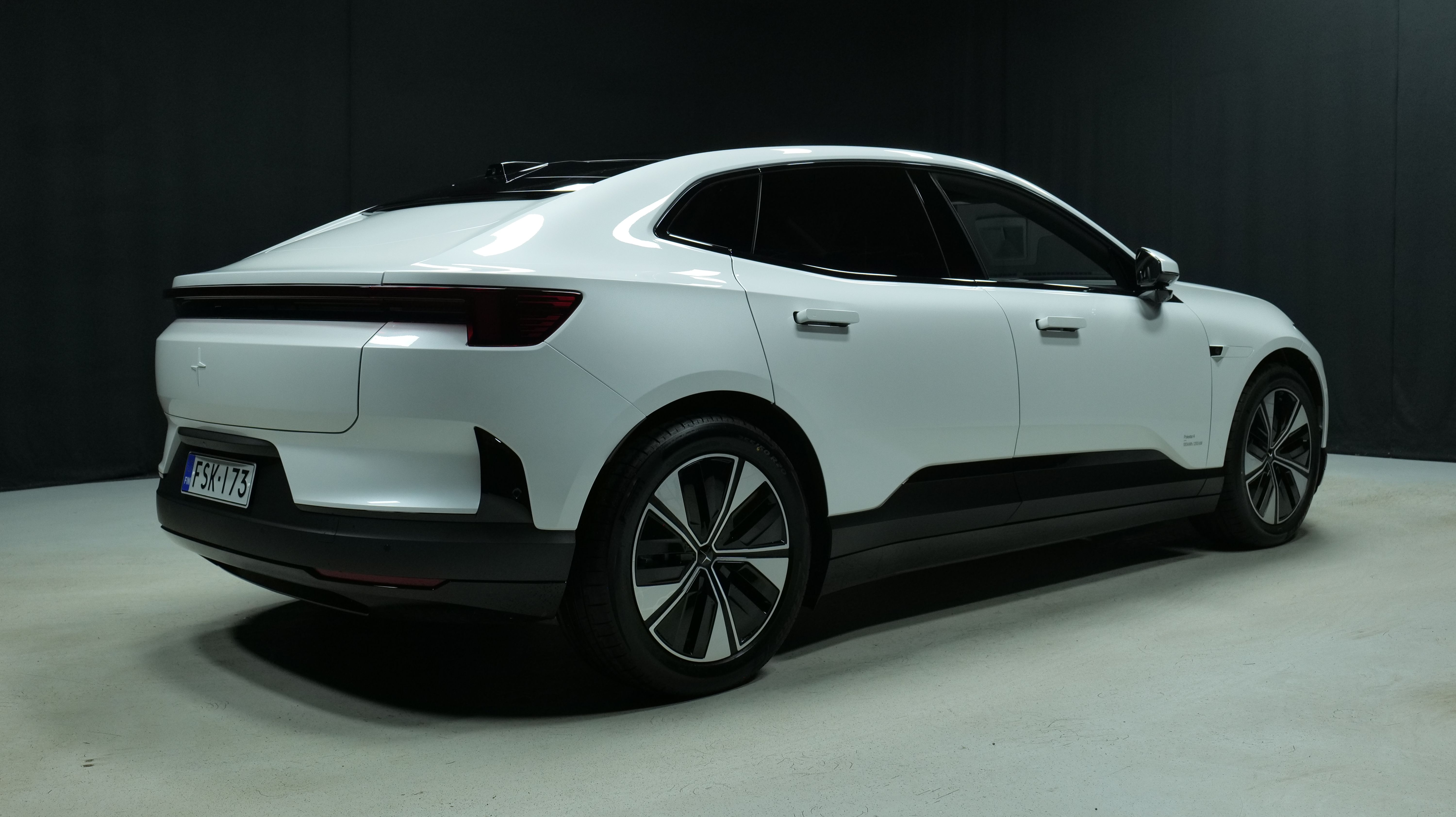Polestar 4 Long Range Single motor Prime 2026, kuva 3/20
