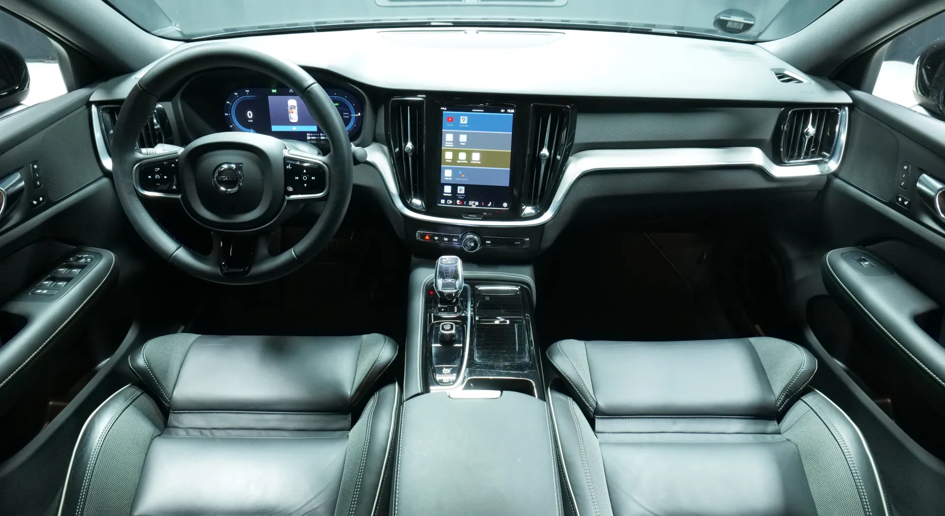 Autokuva 13 - FSM-449