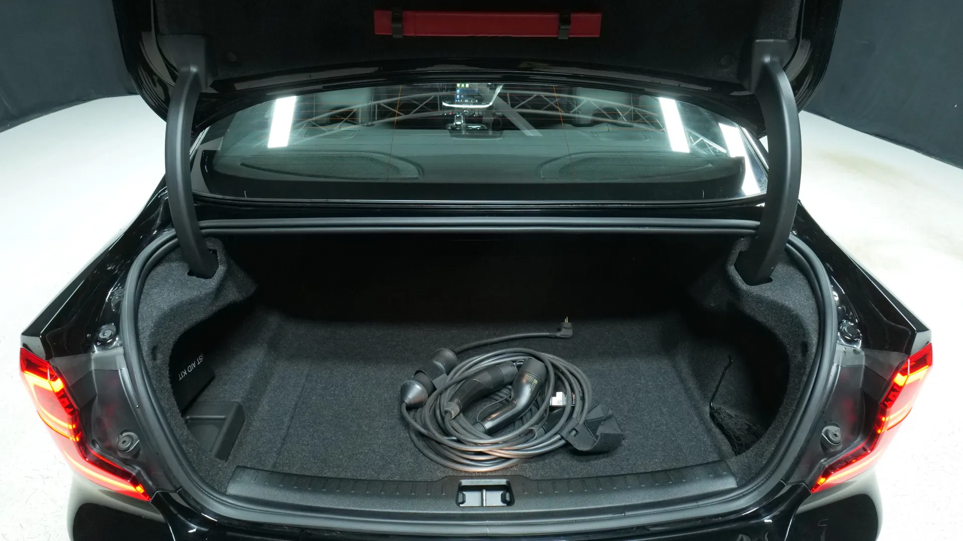 Autokuva 16 - FSM-449