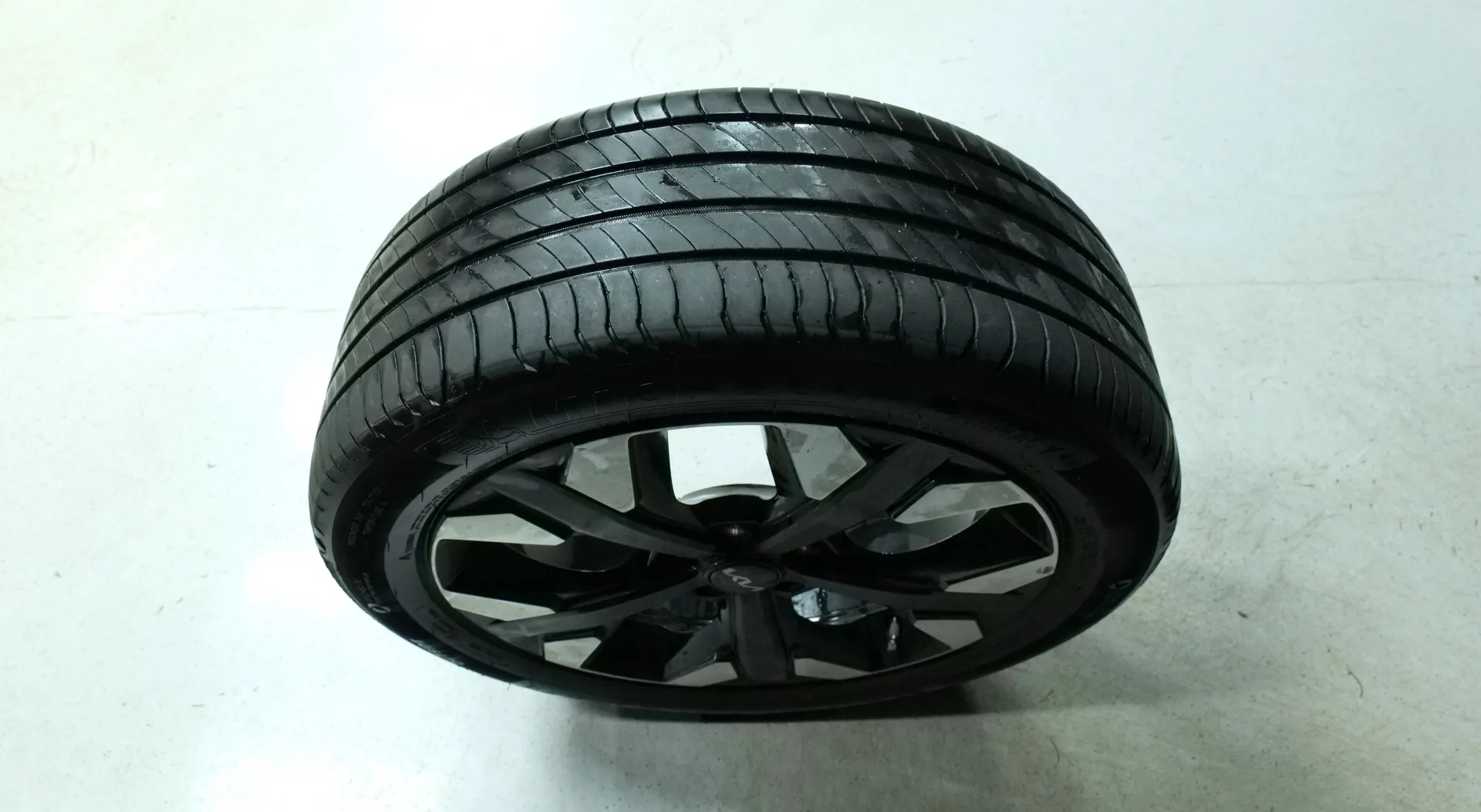 Autokuva 21 - FSO-712