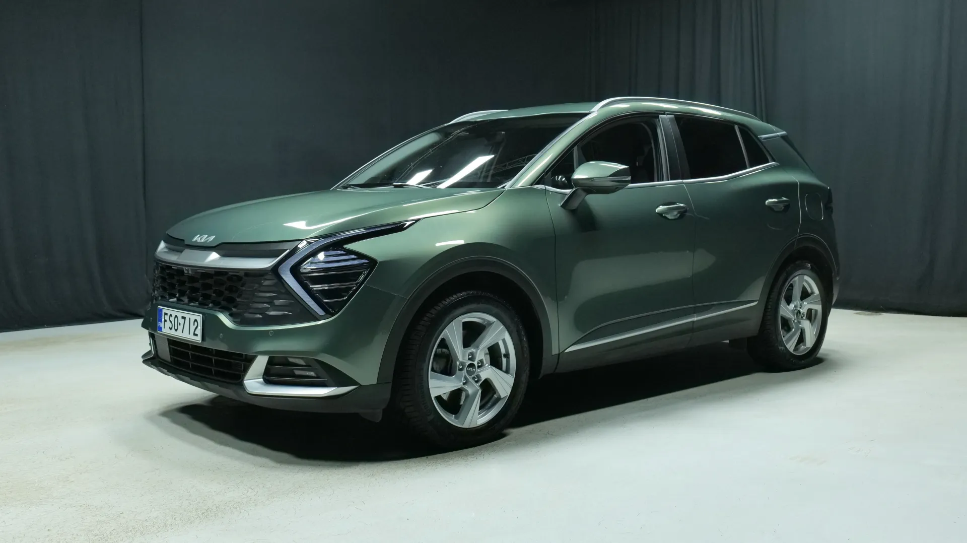 Autokuva 1 - FSO-712