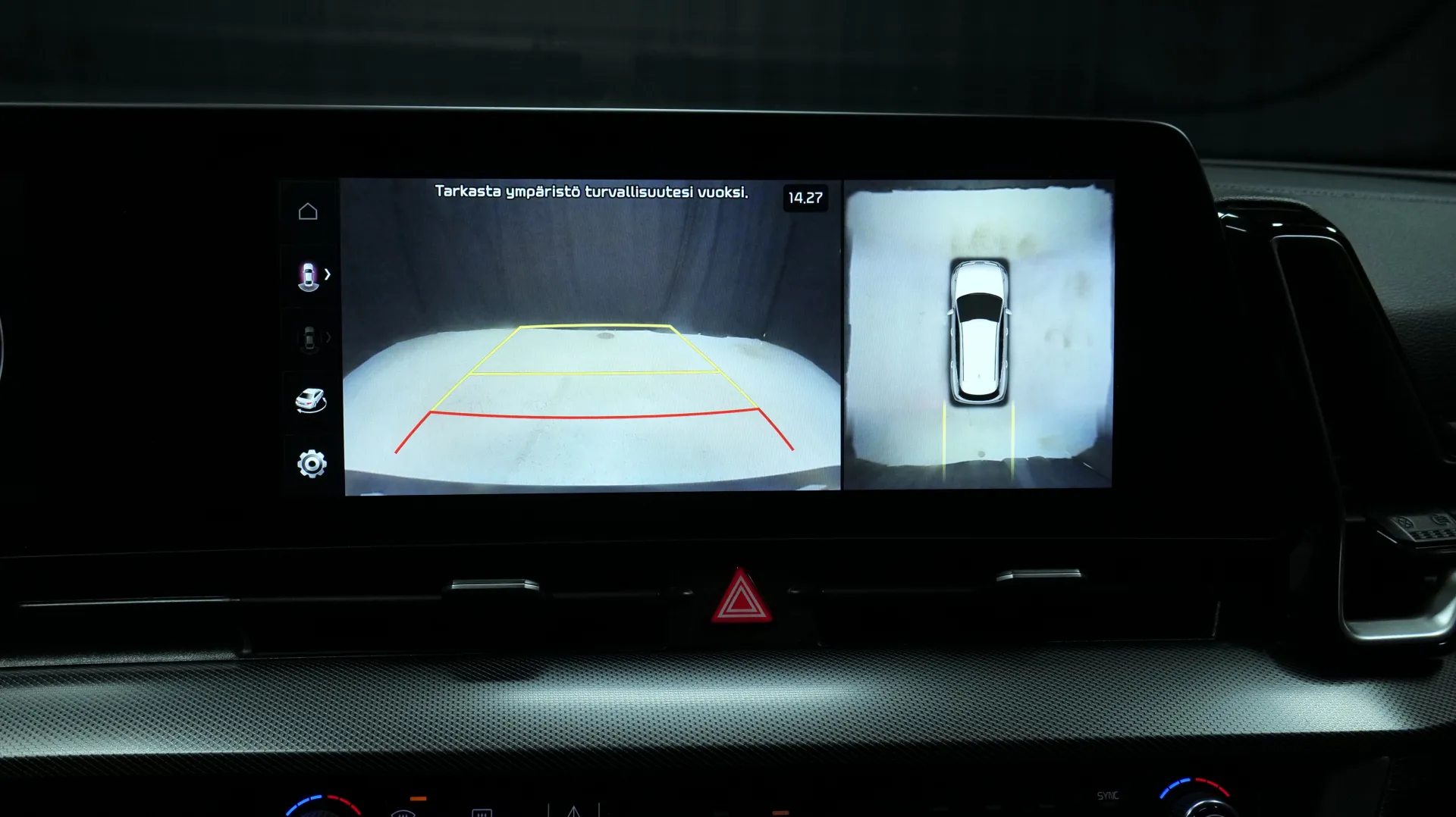 Autokuva 9 - FSO-712