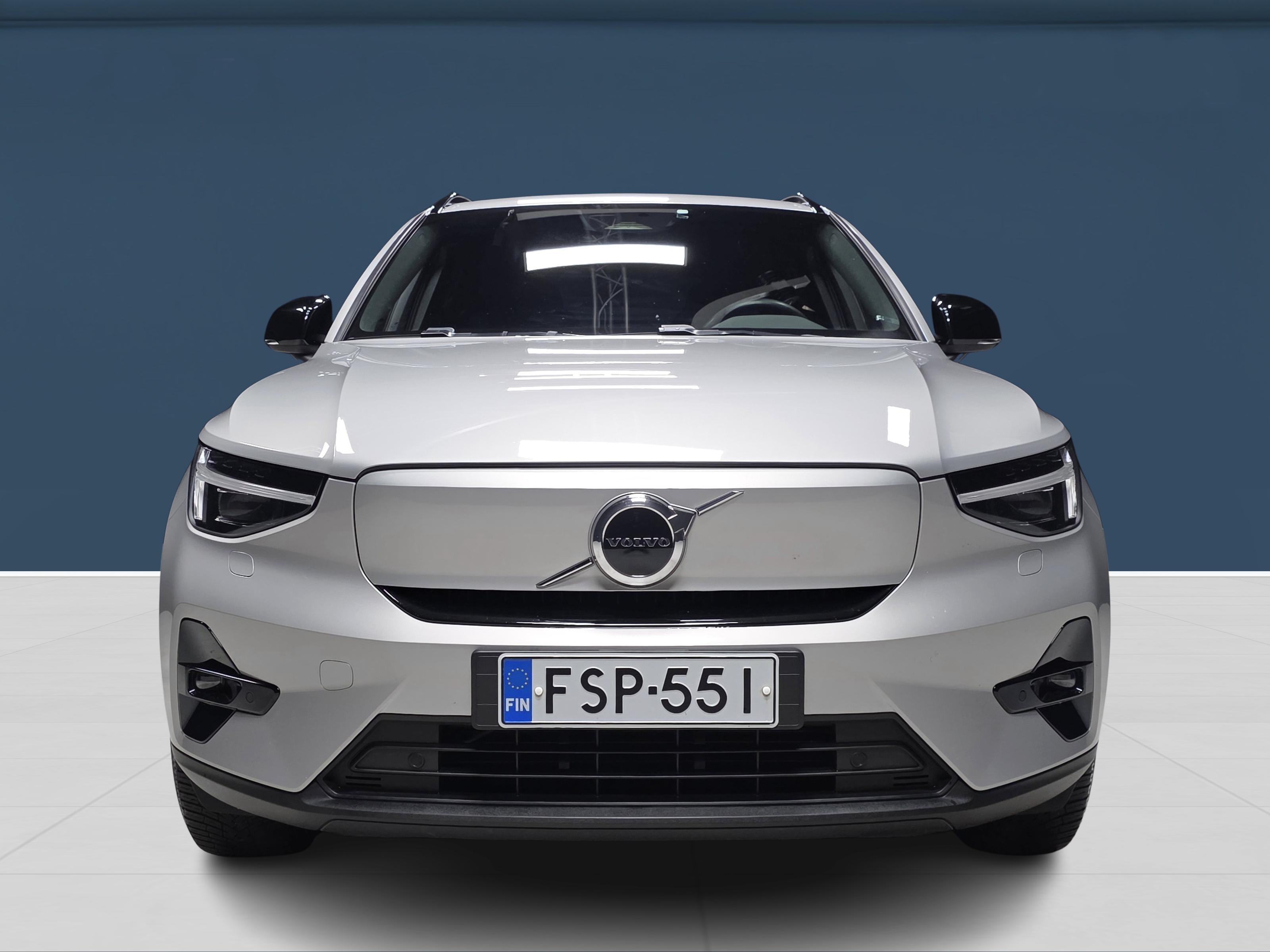 Volvo XC40 Recharge Single Plus aut 2023, photo 2/16