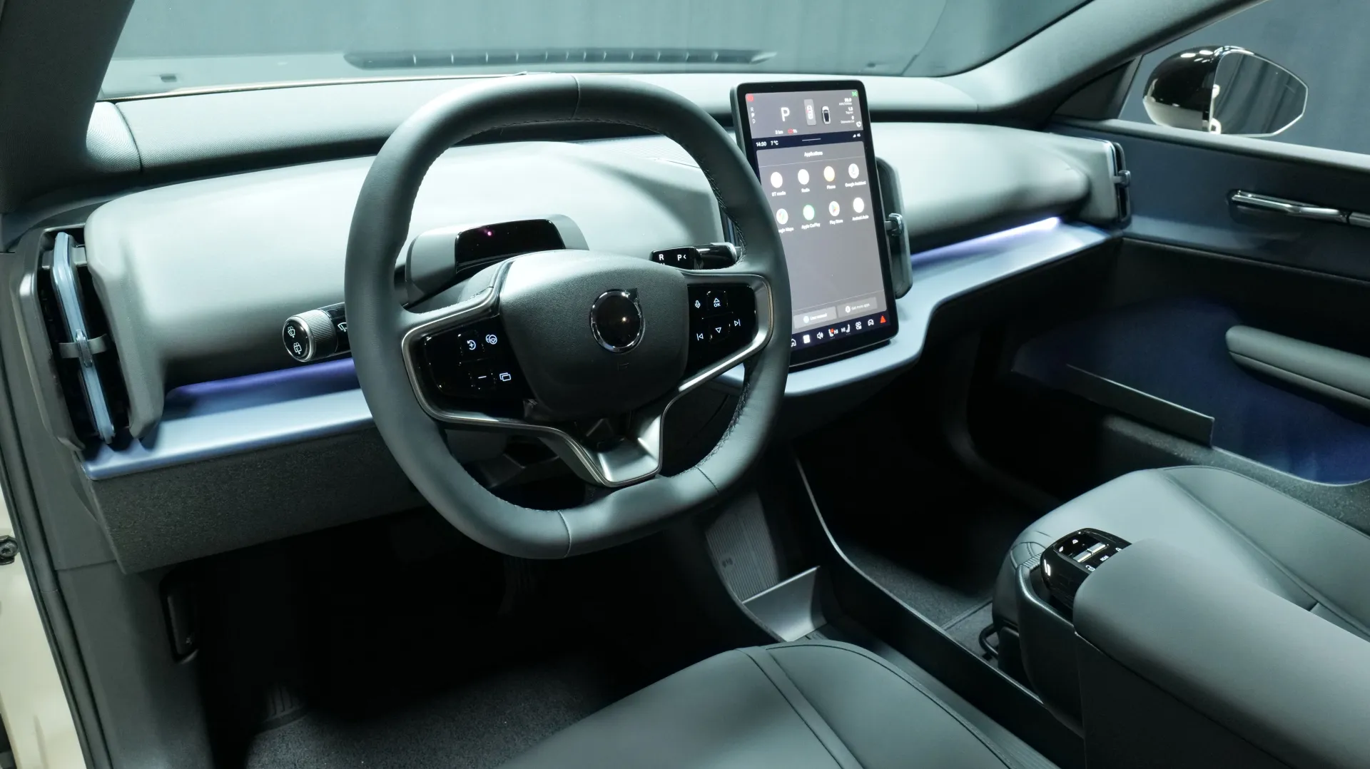 Autokuva 9 - FSR-134