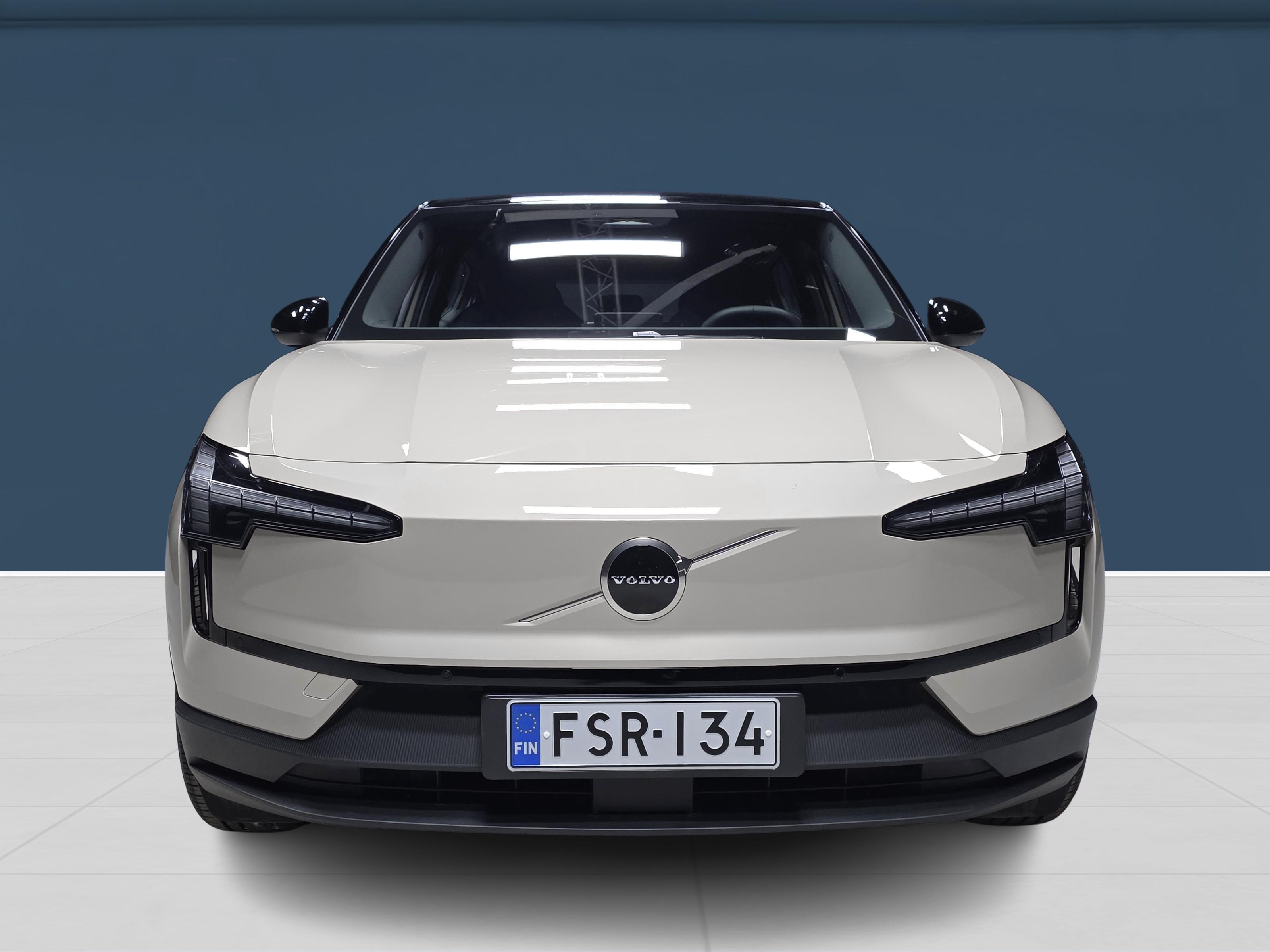 Volvo EX30 Single Plus 2026, kuva 2/15
