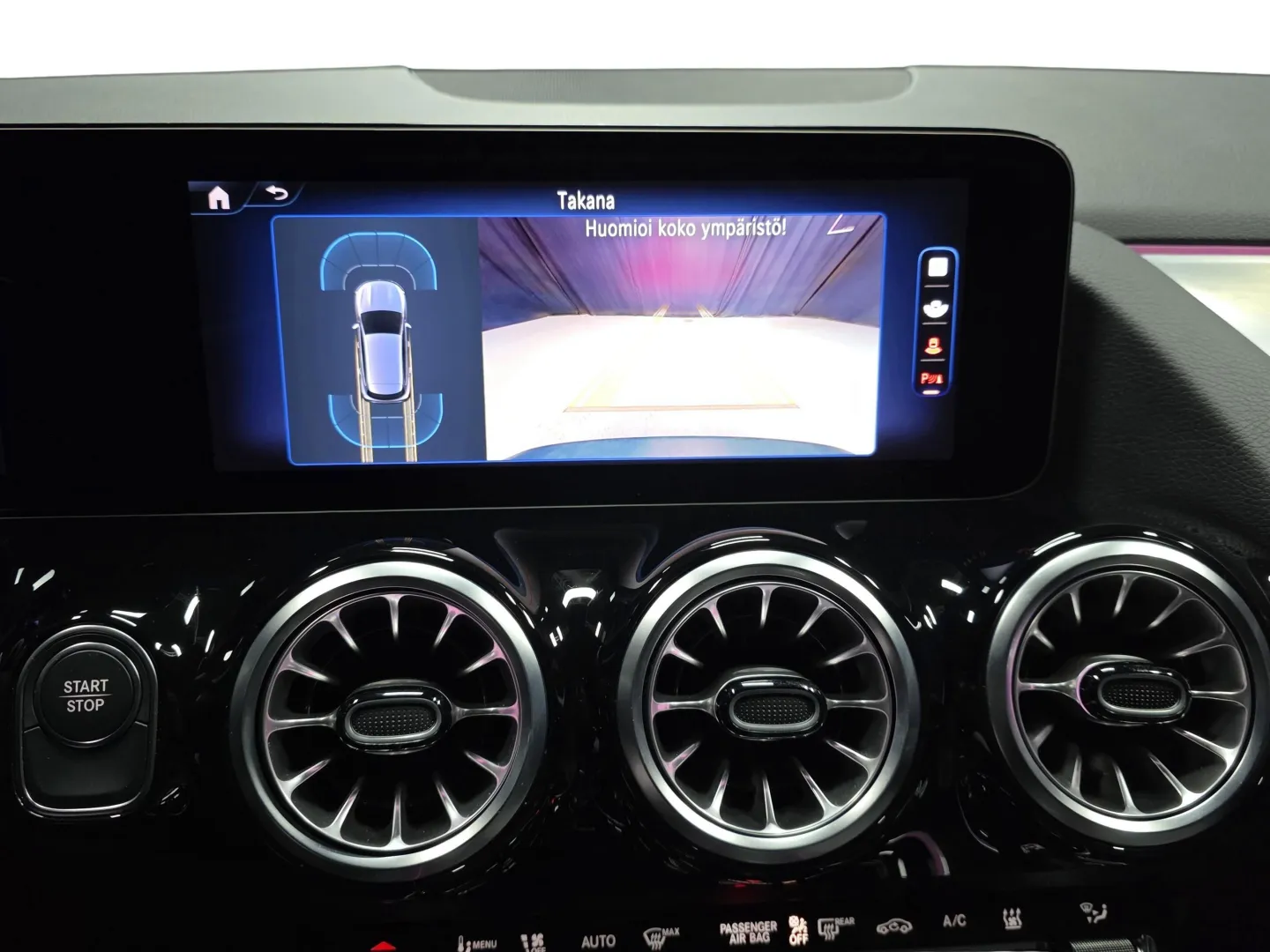 Autokuva 14 - FSS-518