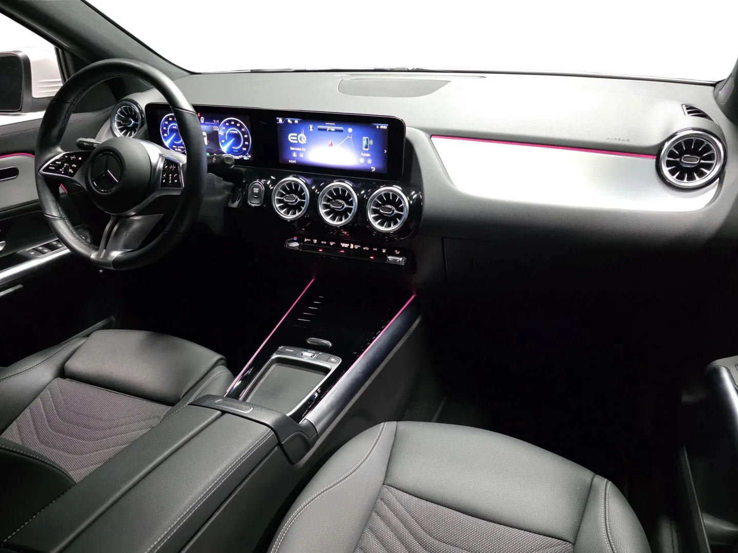 Autokuva 16 - FSS-518