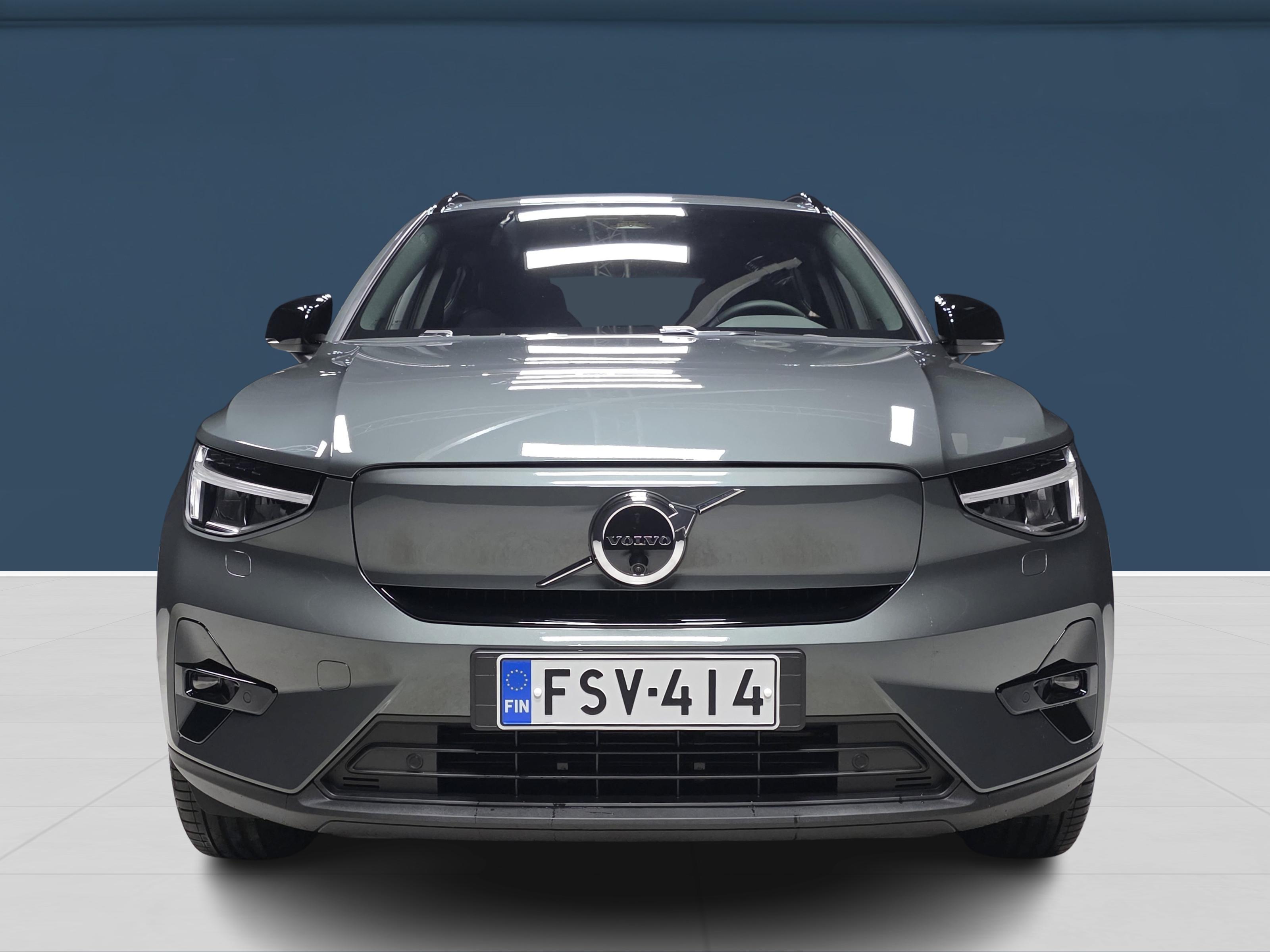 Volvo EX40 Twin Plus Limited Edition 2026, photo 2/16