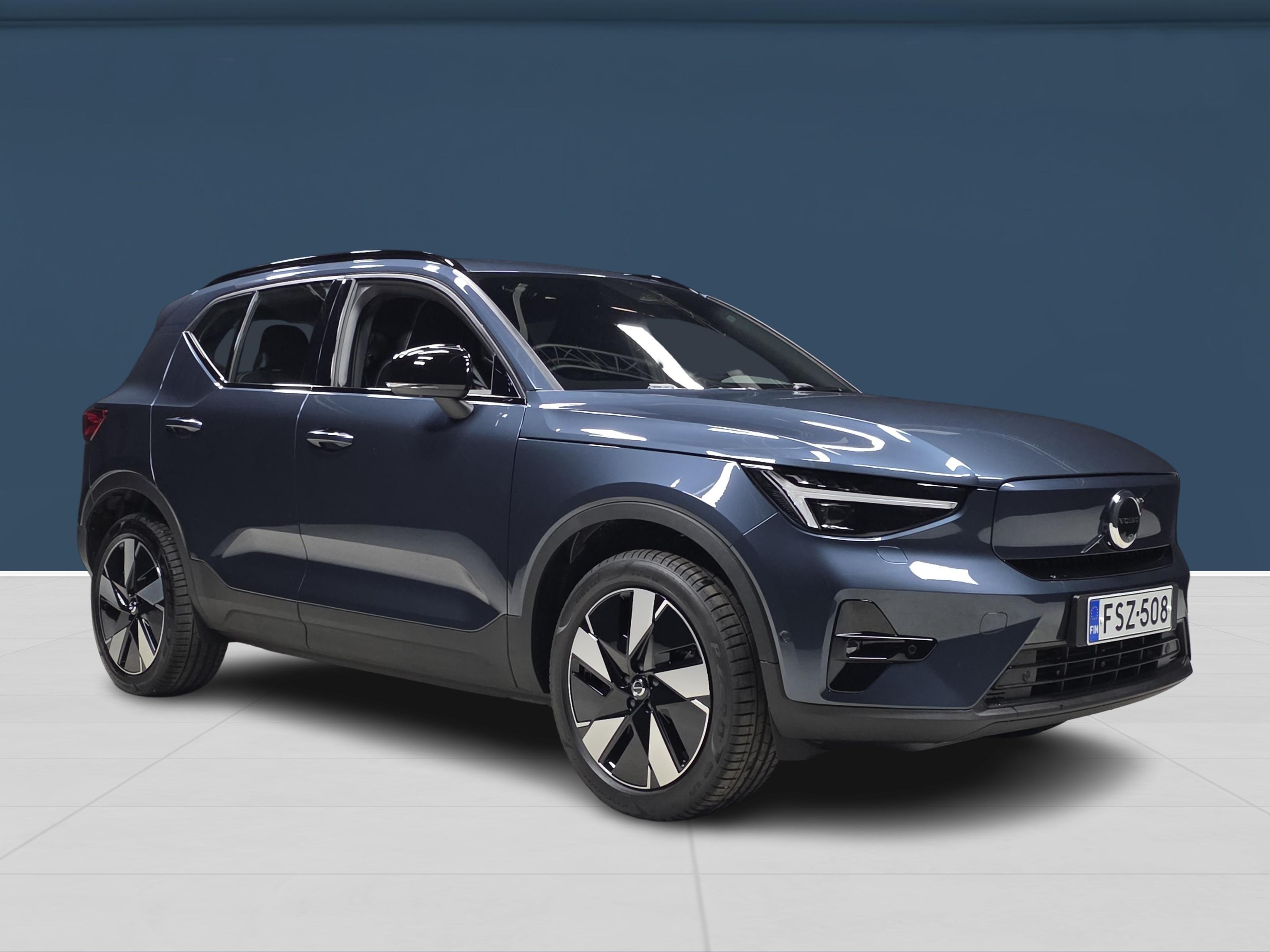 Volvo EX40 Single Extended Range Plus 2027, photo 3/16