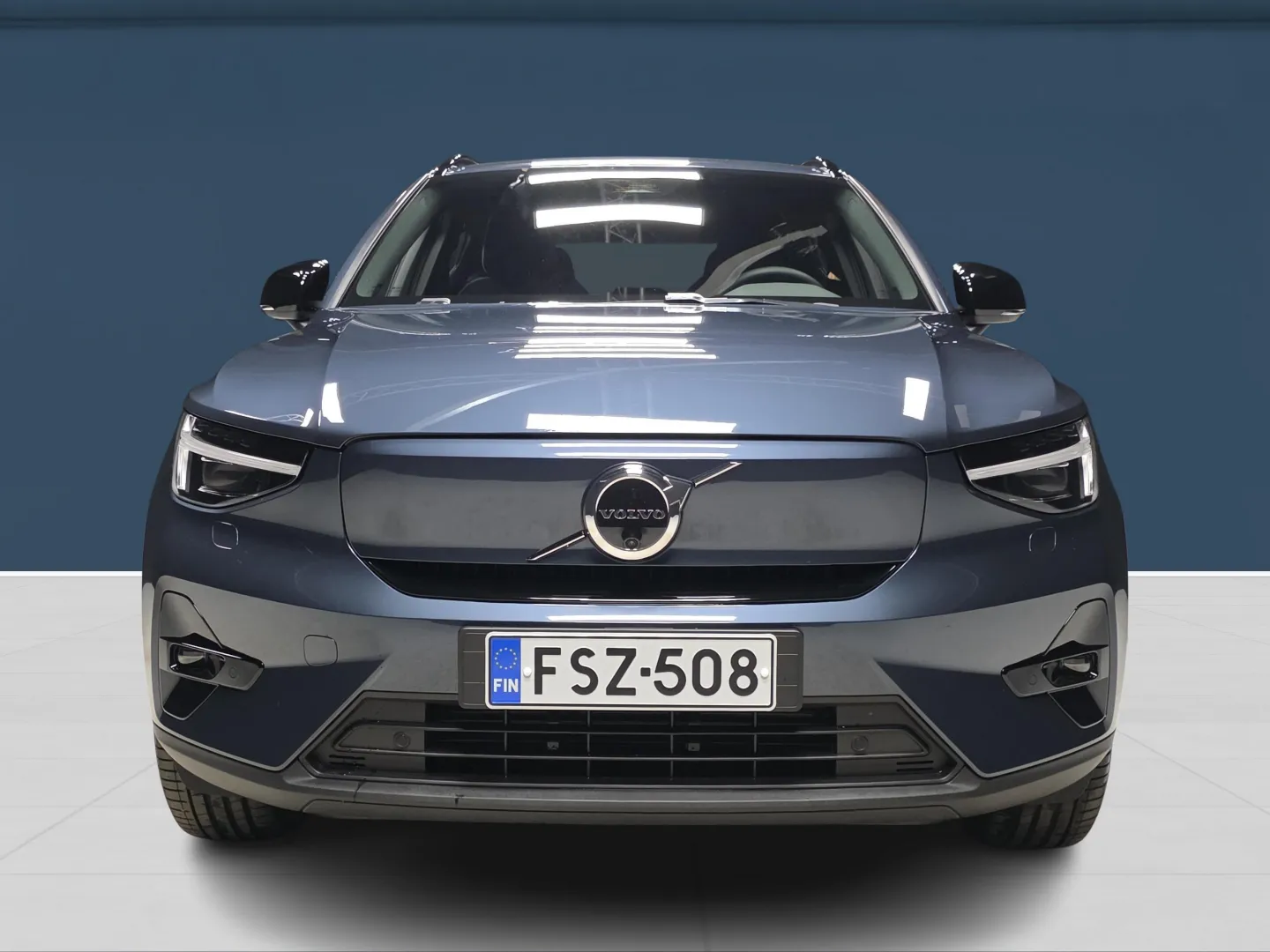 Autokuva 2 - FSZ-508