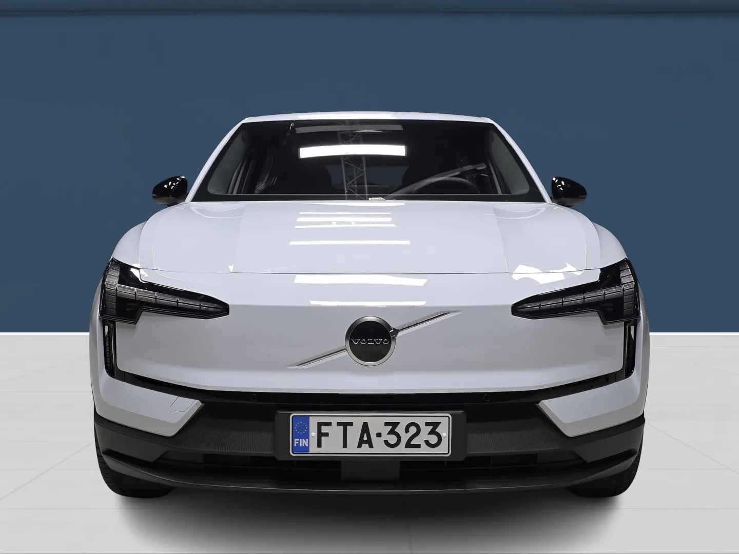 Autokuva 2 - FTA-323