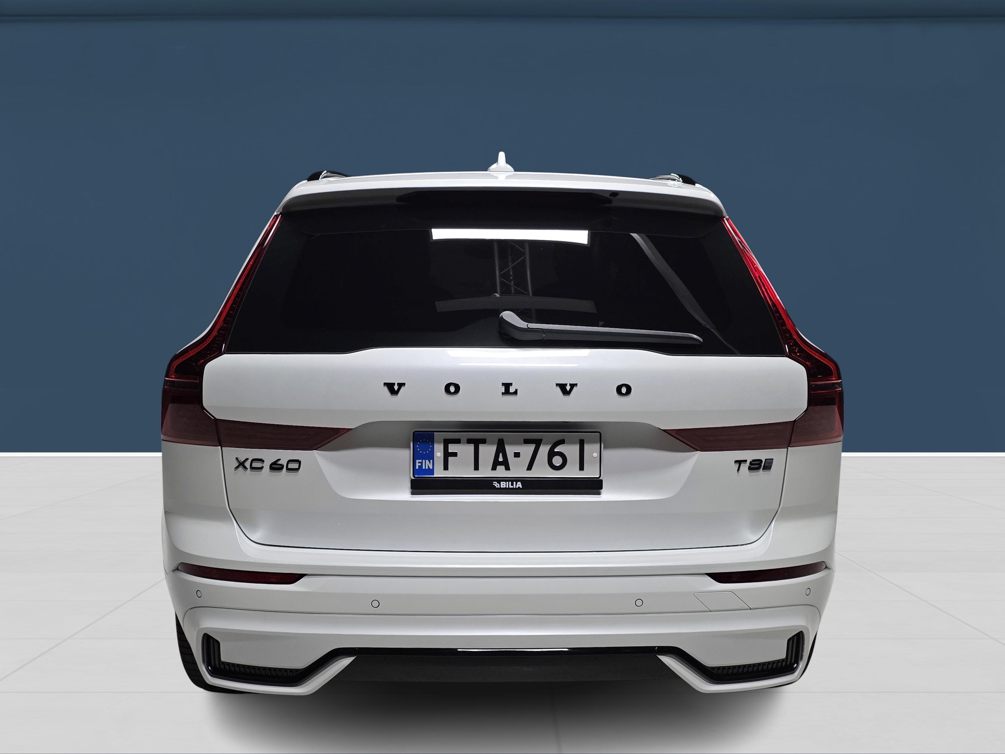 Volvo XC60 2026, photo 5/17