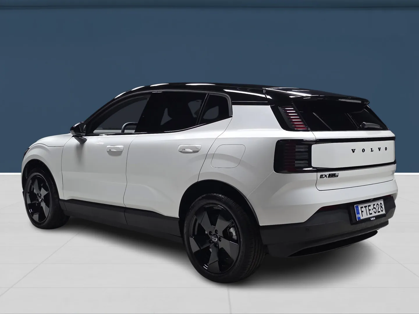 Autokuva 6 - FTE-528