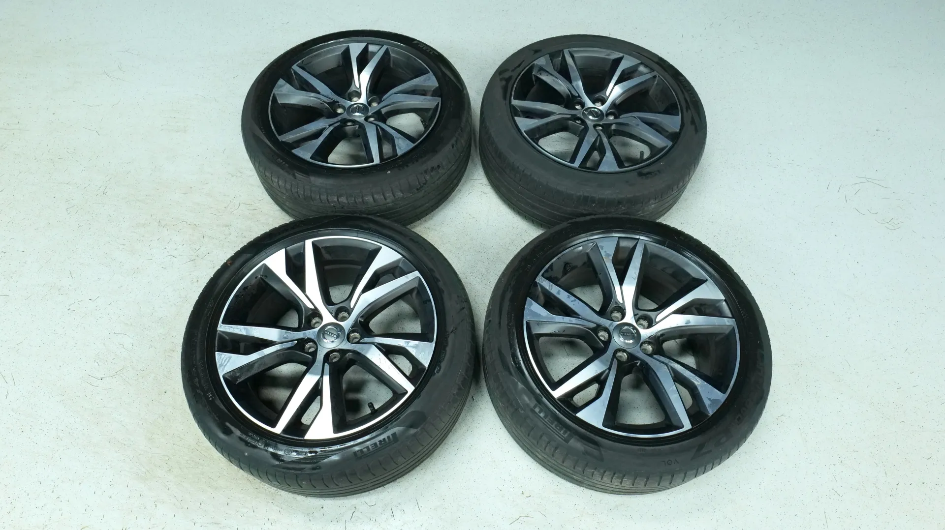 Autokuva 19 - FVC-218