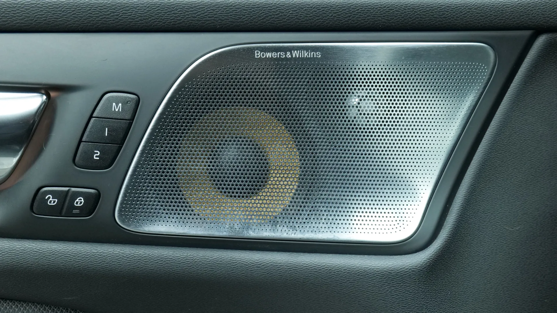 Autokuva 10 - FVC-218