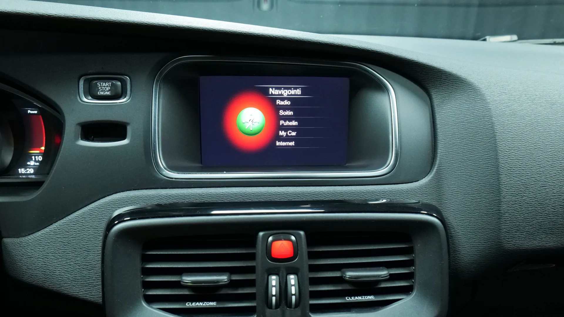 Autokuva 7 - GNL-463