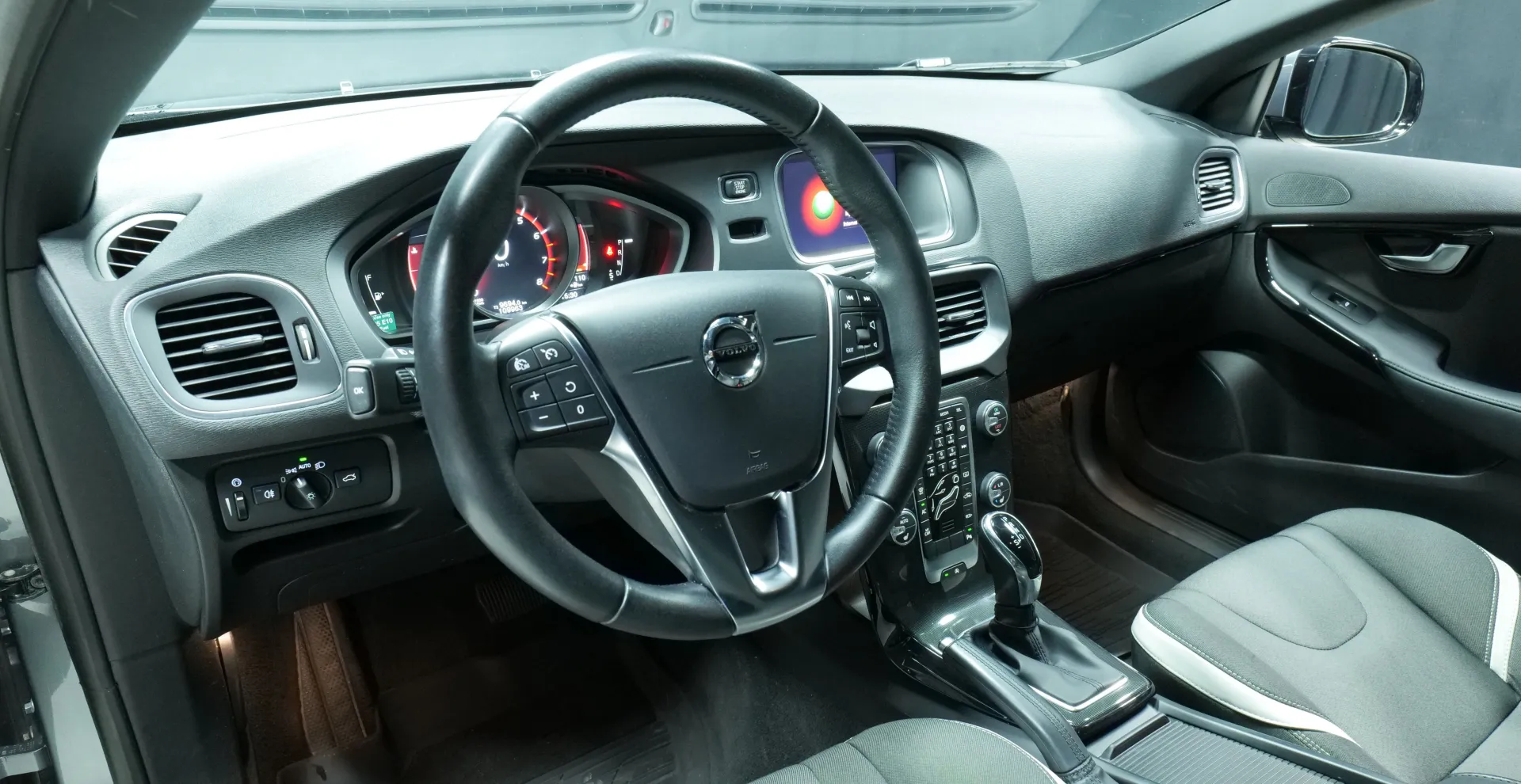 Autokuva 10 - GNL-463