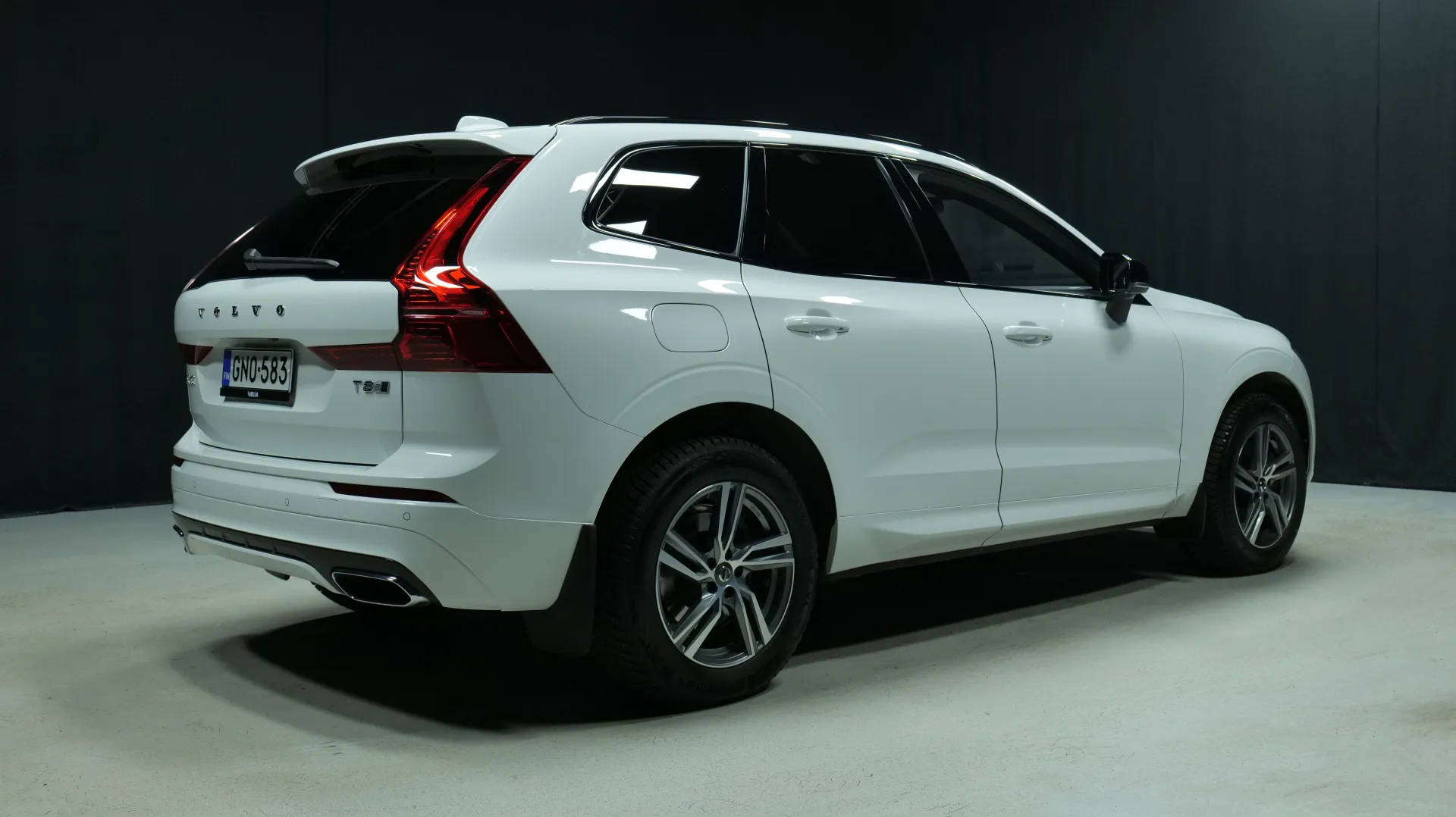 Autokuva 3 - GNO-583