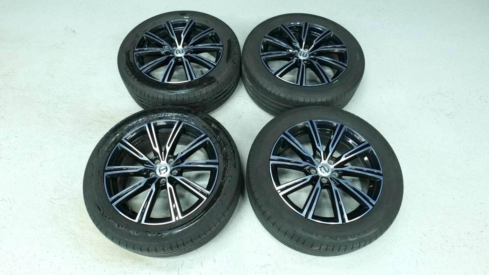 Autokuva 20 - GNP-159