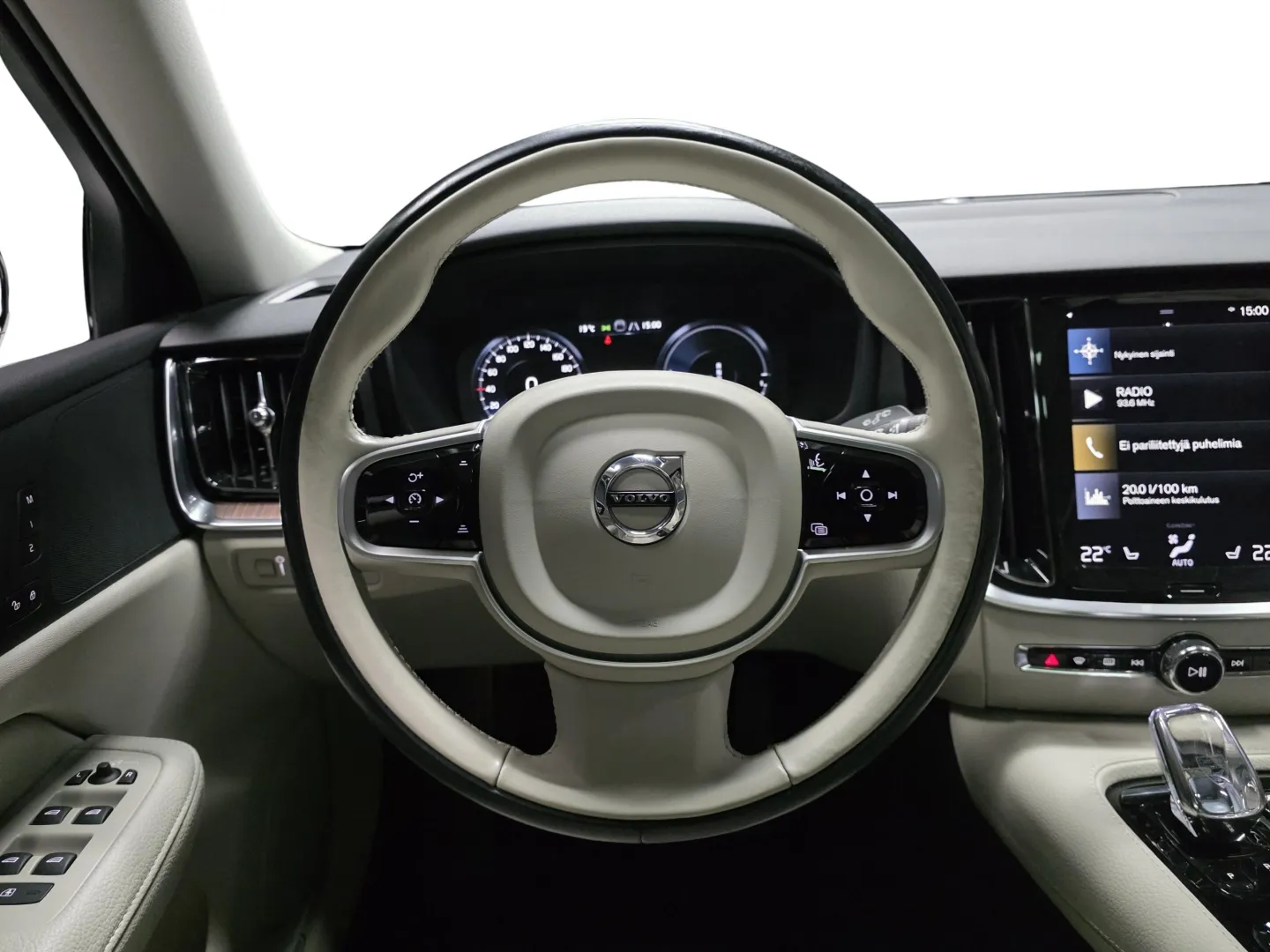 Autokuva 10 - GNS-248