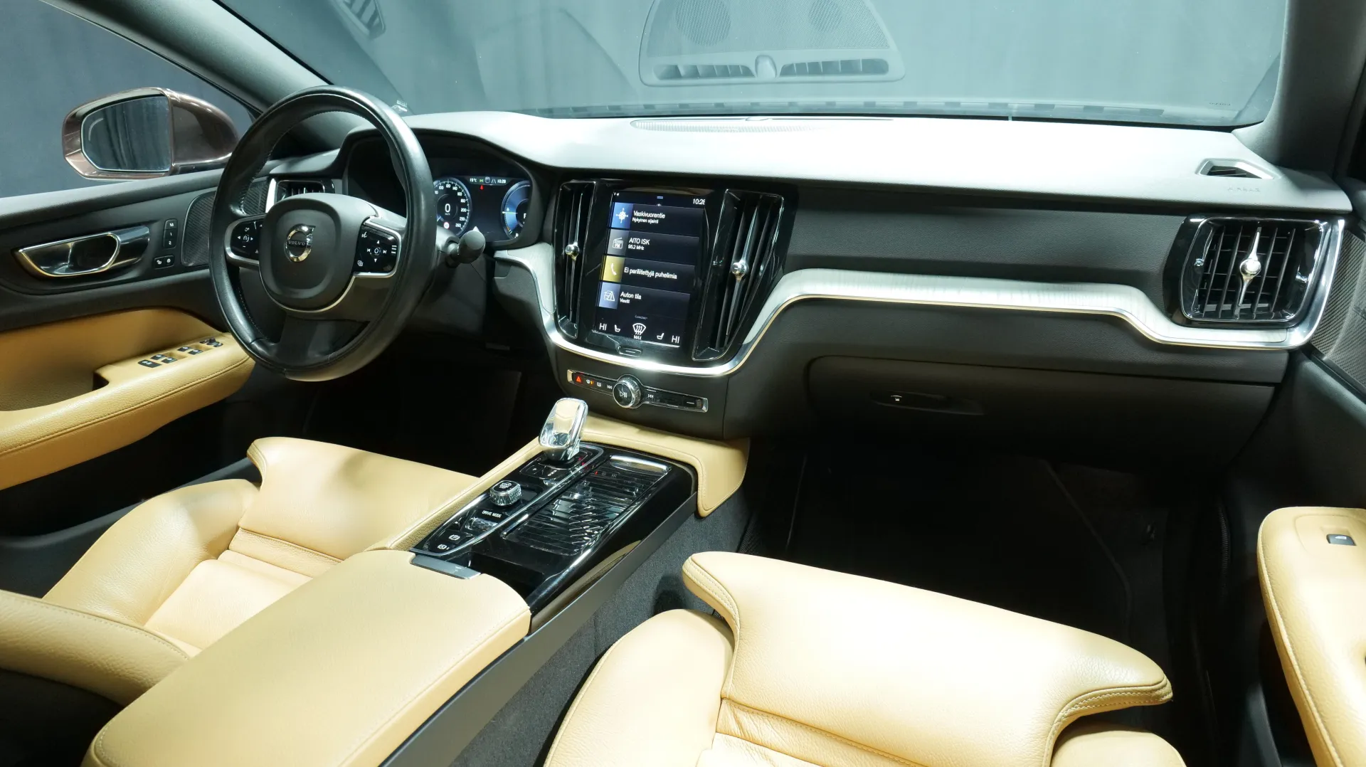 Autokuva 20 - GNS-915