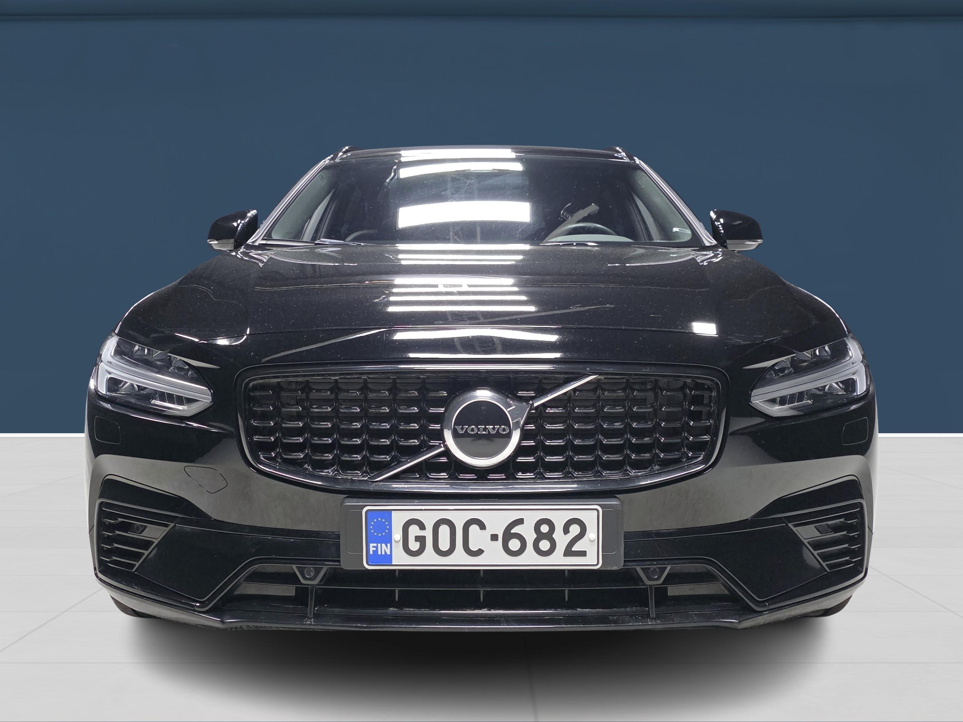 Volvo V90 2022, kuva 2/19